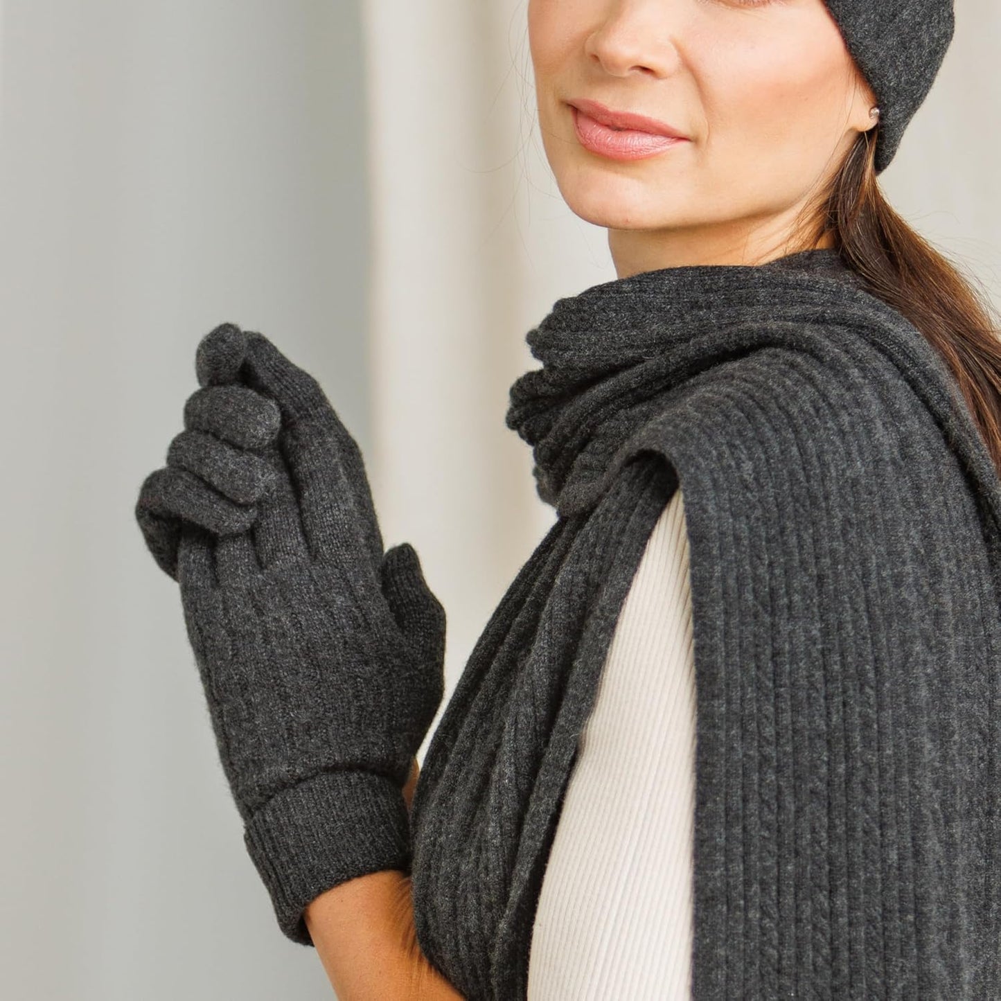 Guantes femeninos 100% cachemira diseño ochos