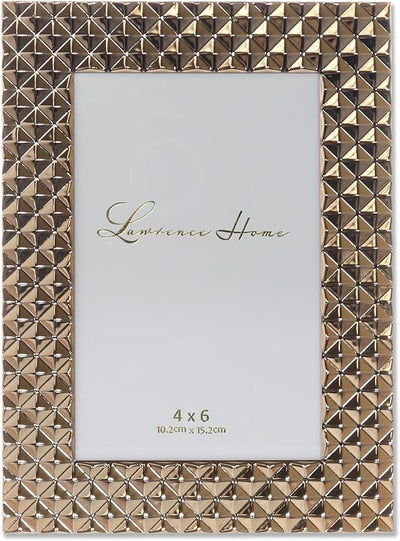 Marco metal patrón diamante color dorado 4x6
