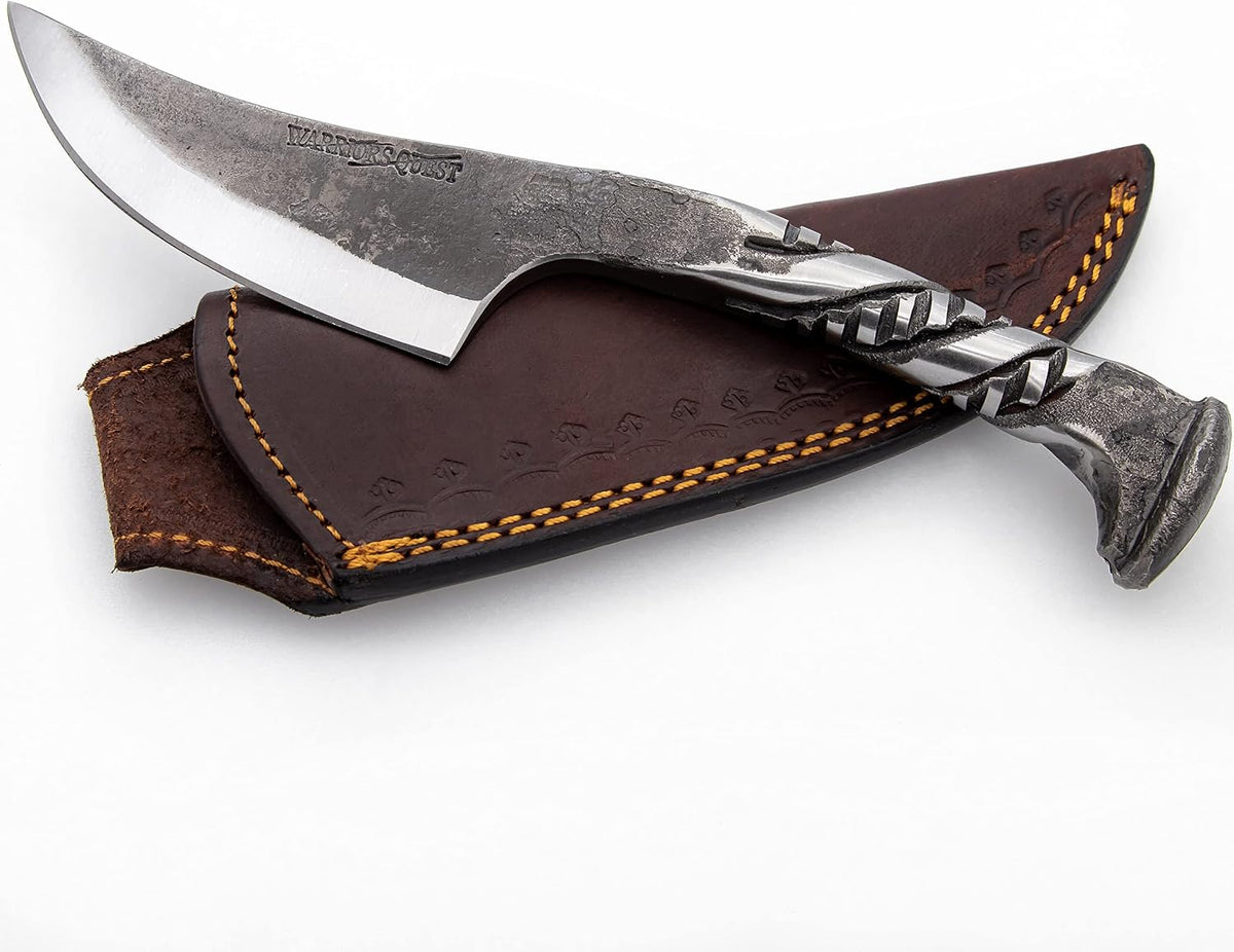 Cuchillo acero carbono forjado a mano con funda cuero