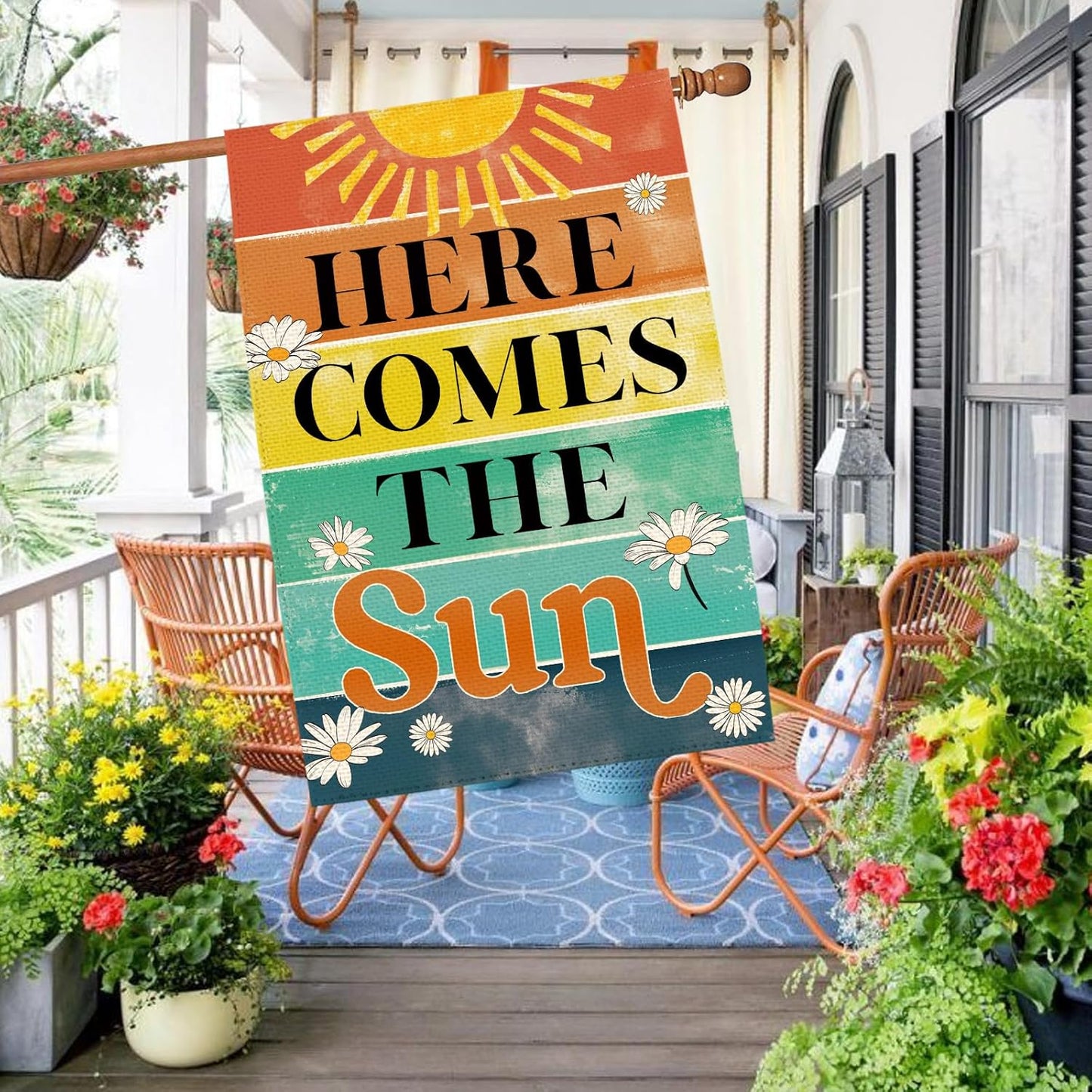 Bandera jardín doble cara Here Comes The Sun 28x40"
