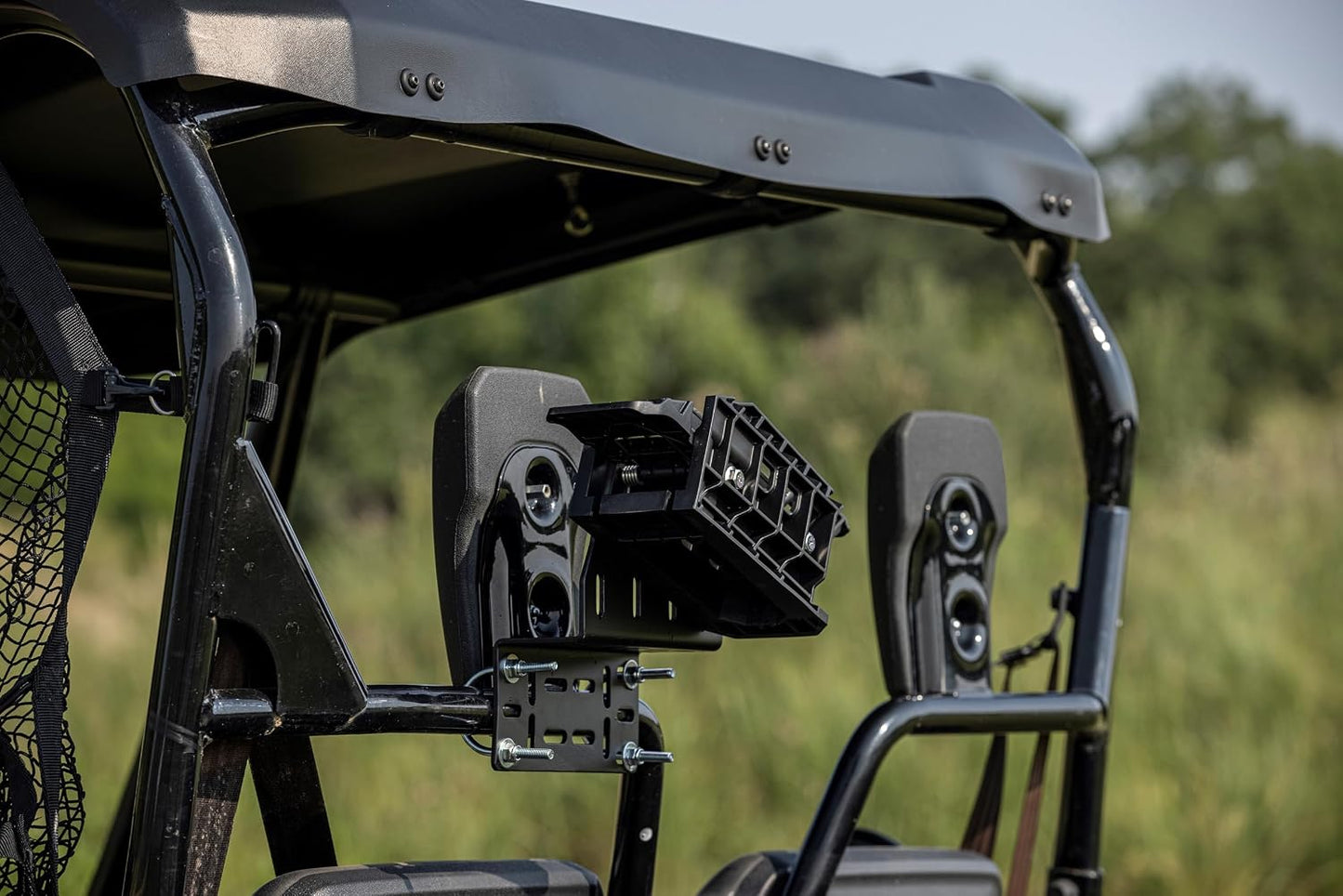 Soporte montaje UTV universal con pestillo automático negro
