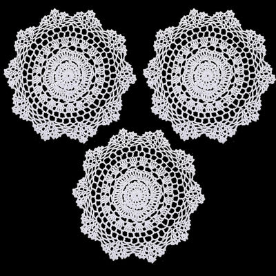 Mantel de crochet beige para mesa vintage de 11 pulgadas