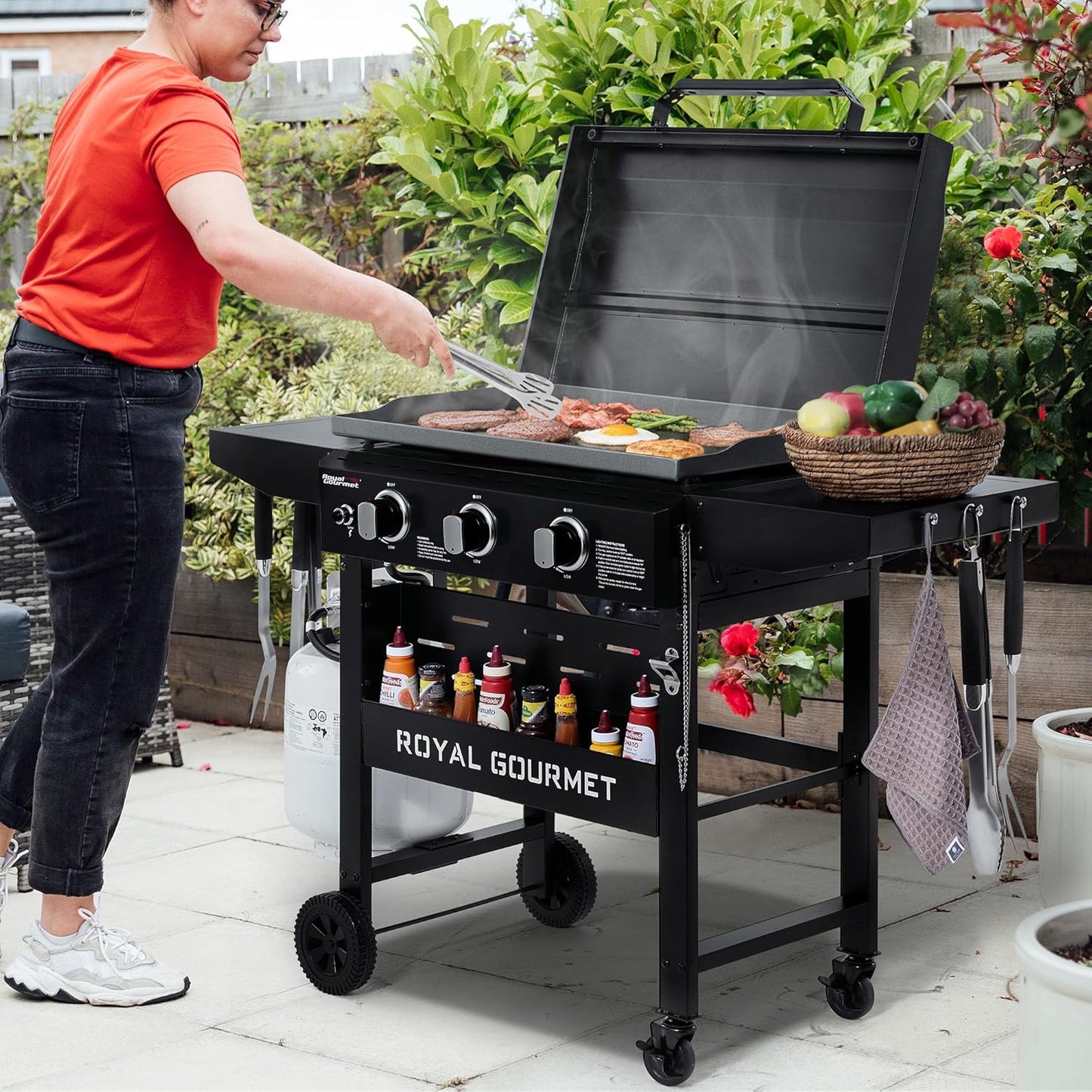 Plancha gas 3 quemadores capucha 39000 BTU 492pulg2 negro