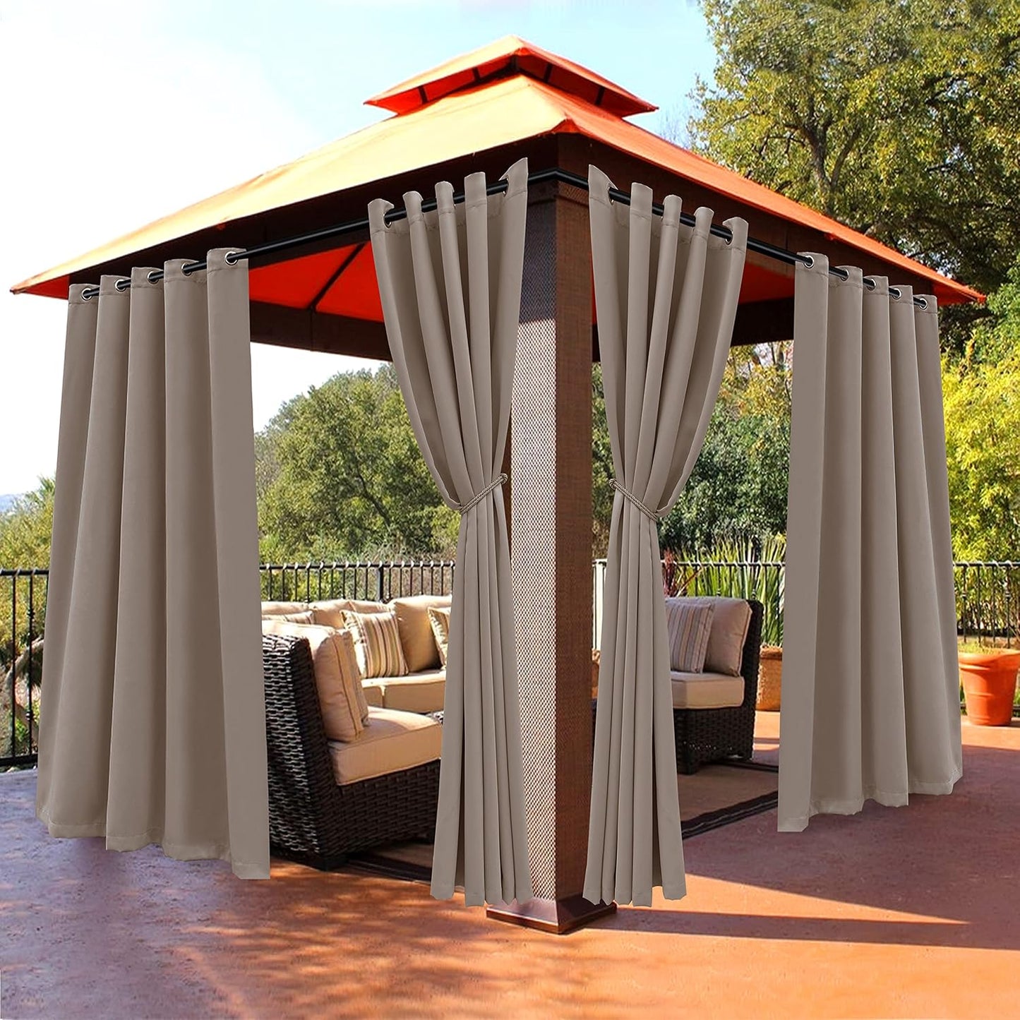 Cortinas opacas impermeables para exteriores 1
