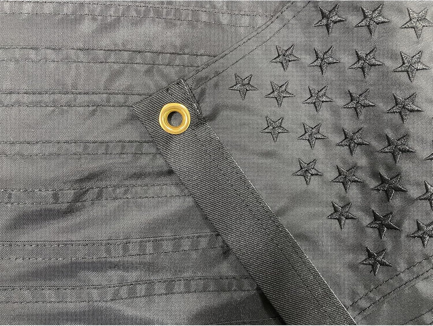 Bandera estadounidense negra 12x18" estrellas bordadas