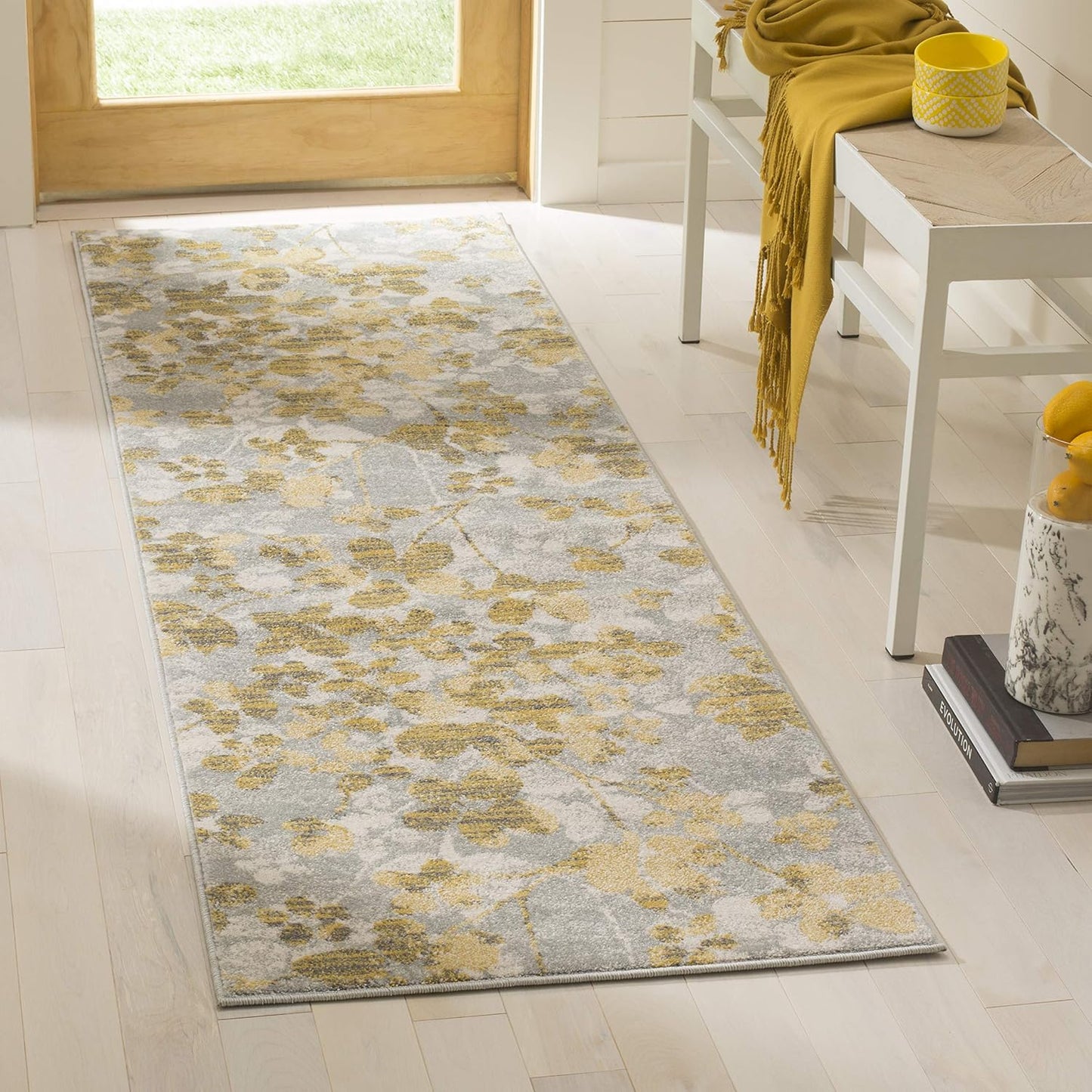 Alfombra corredor 2'2x7' gris/plateado floral sala entrada
