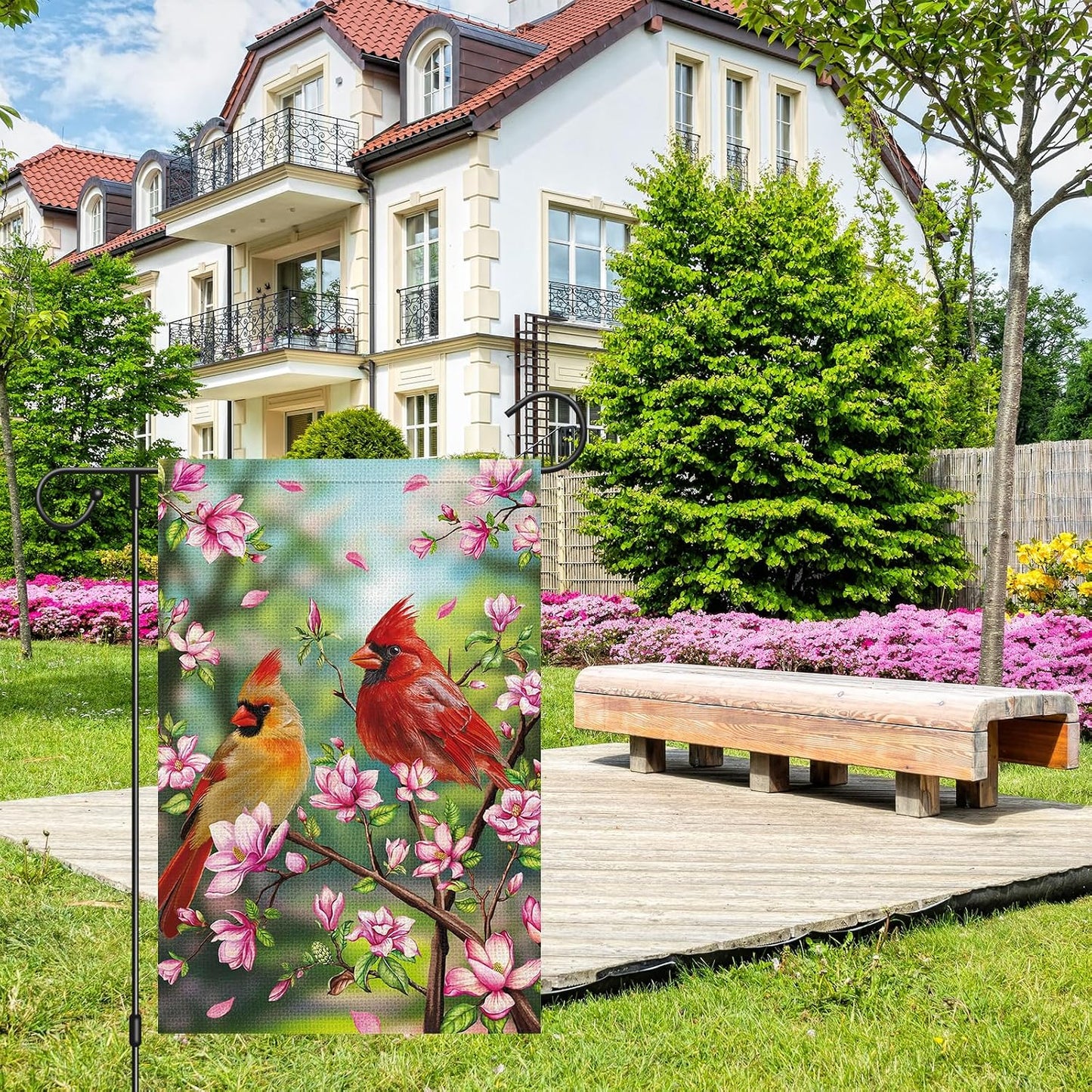 Bandera jardín doble cara cardenal magnolia 12x18pulg