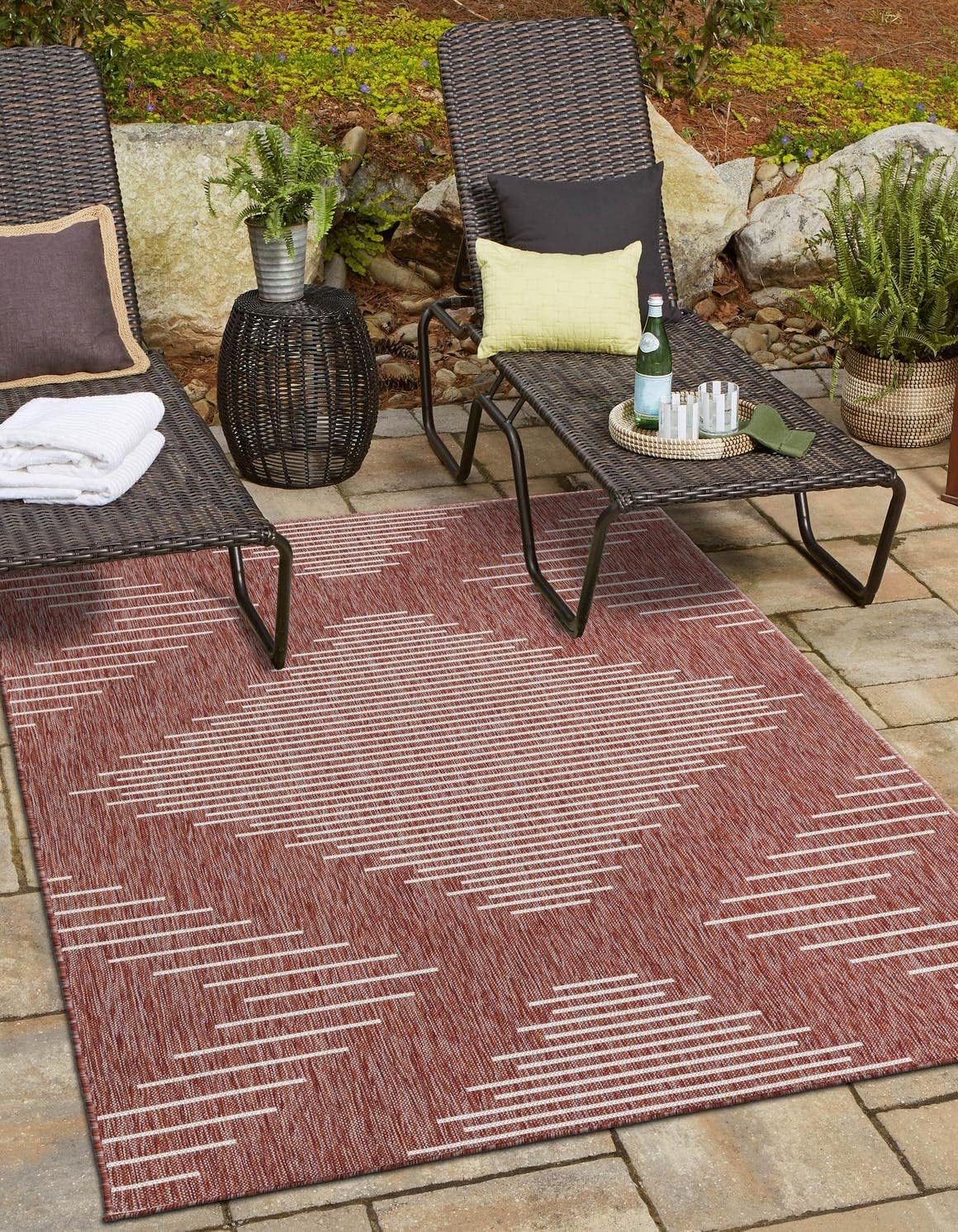 Alfombra rectangular 5x8ft color rojo óxido y marfil