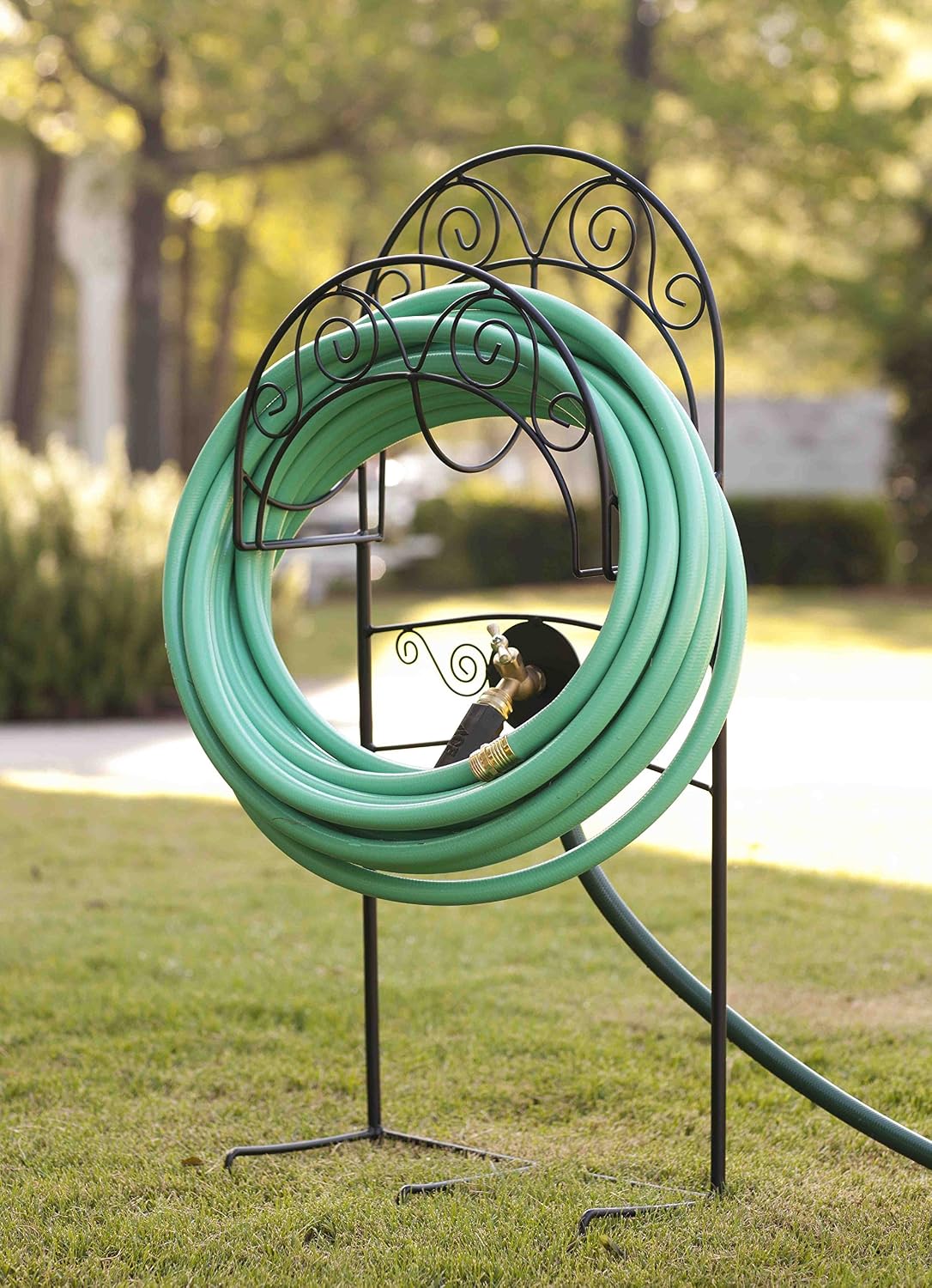 Soporte manguera jardín decorativo