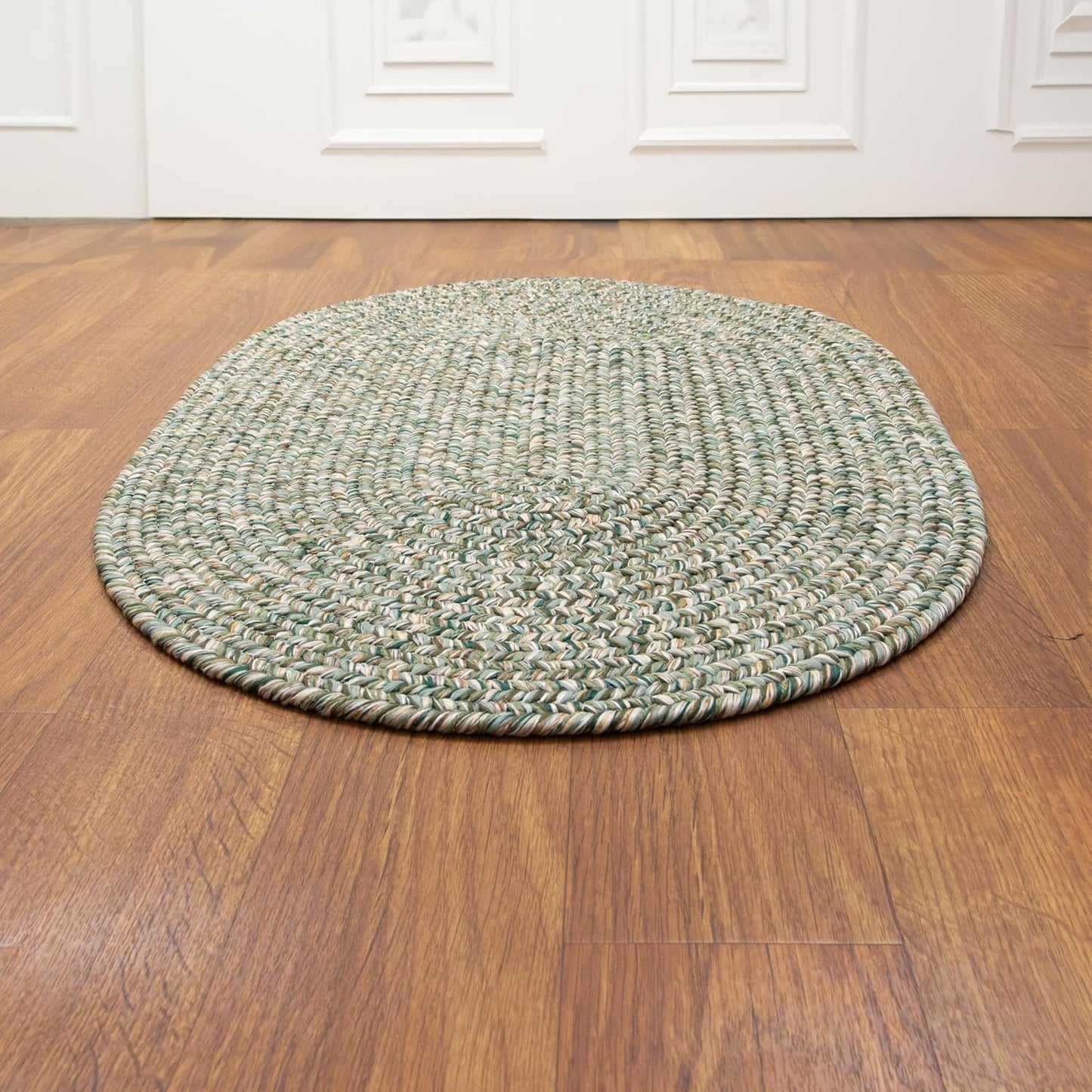 Alfombra trenzada reversible 2x3ft color verde mixto