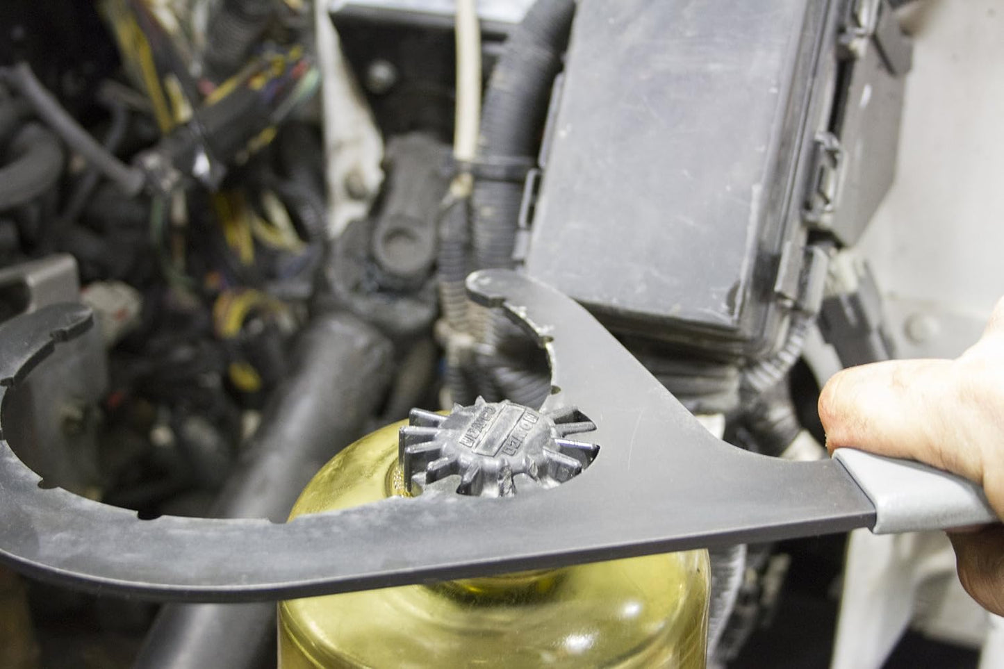 Llave de Filtro para Diesel de 5"