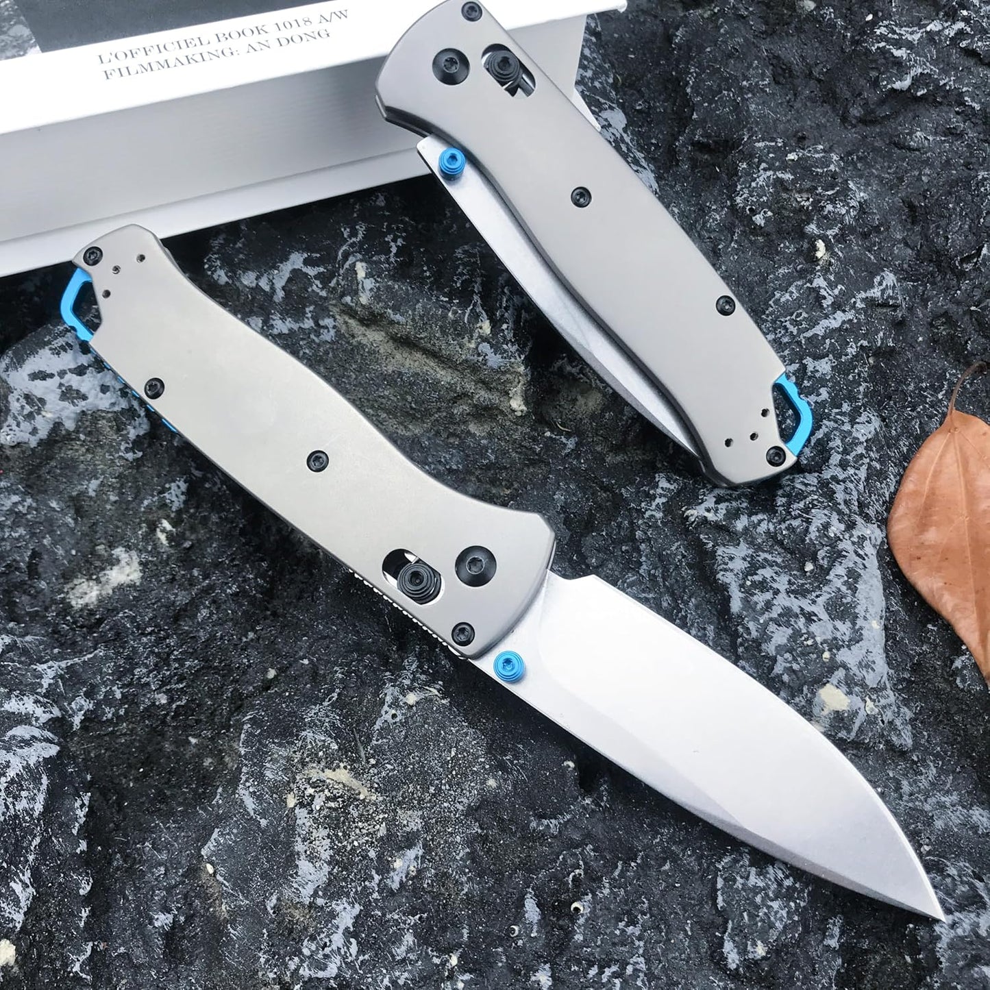Cuchillo plegable EDC con mango titanio y clip