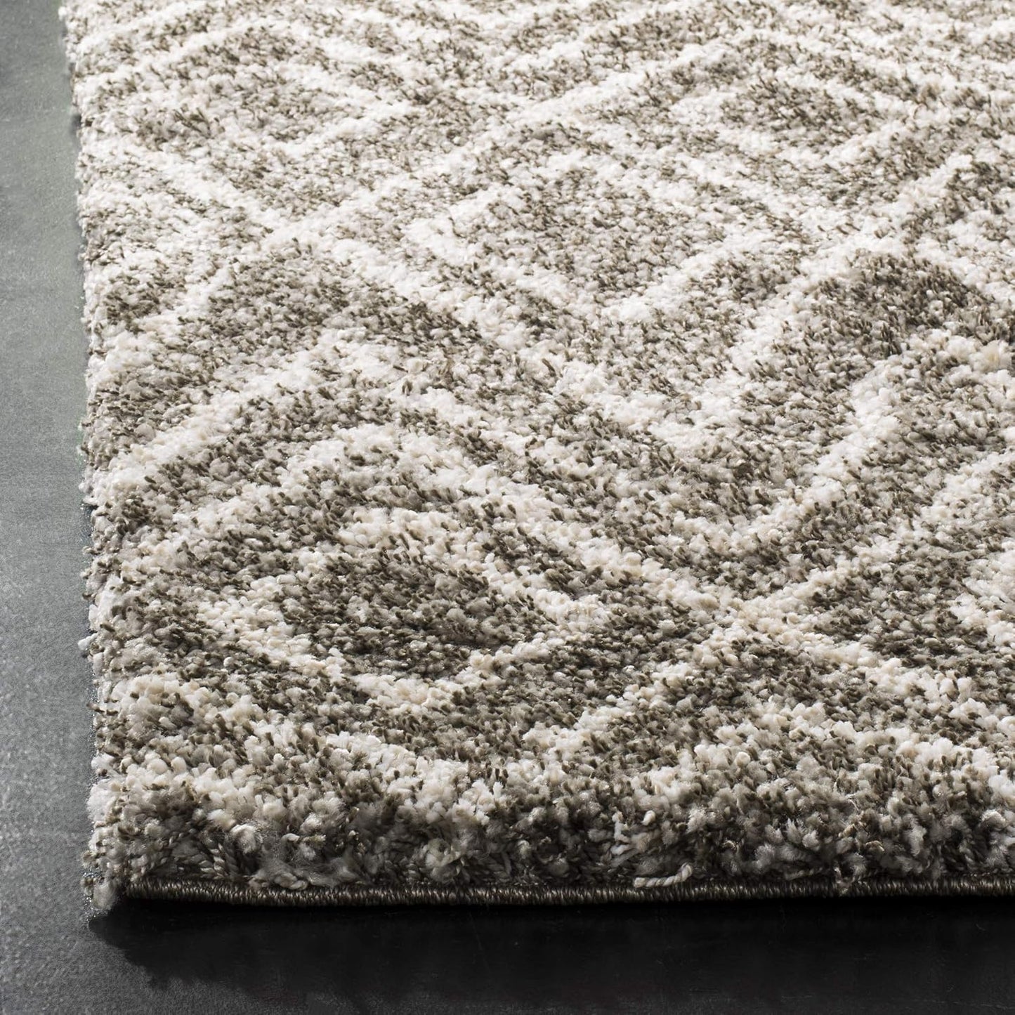 Alfombra felpa 2x3" gris marfil