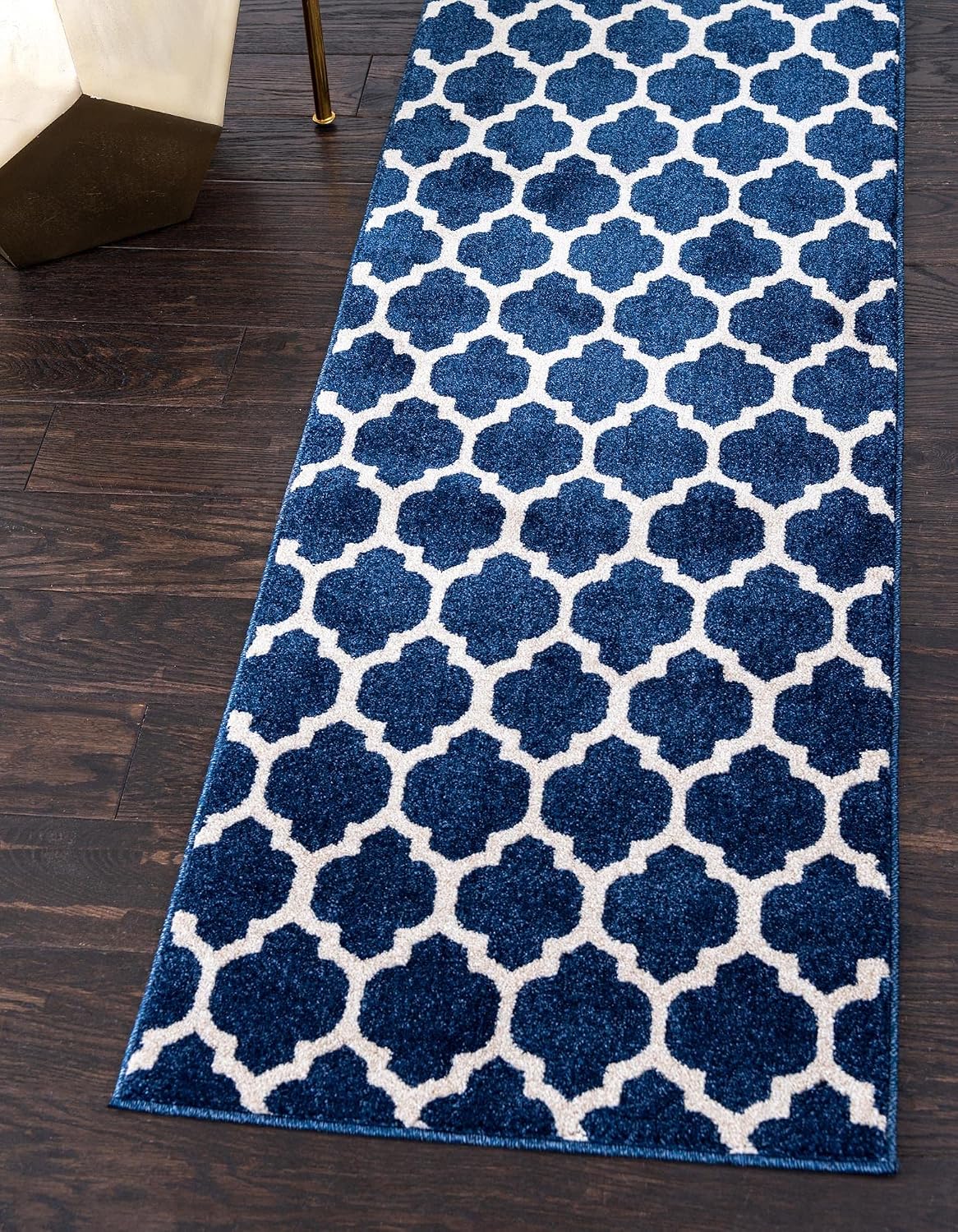 Alfombra área Philadelphia 2'7"x8' azul oscuro