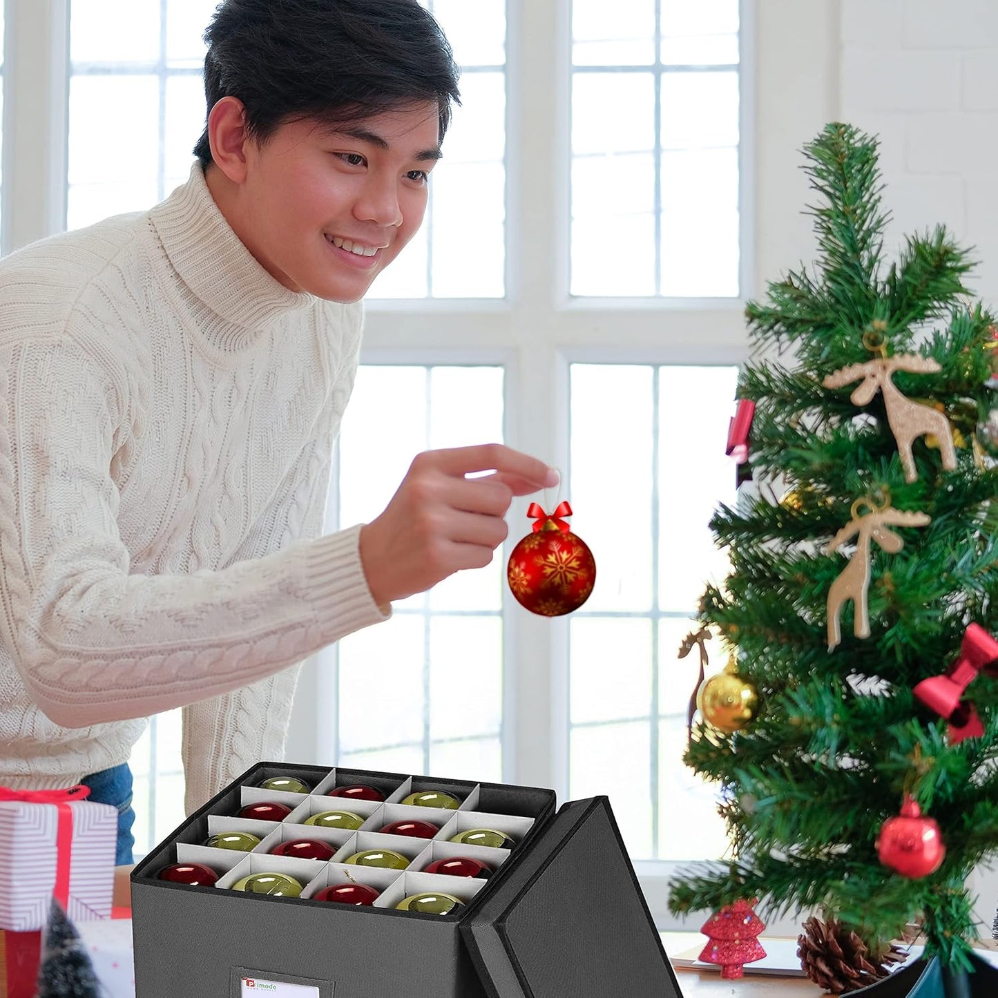 Cofre almacenamiento adornos navideños 4 bandejas 64 bolas