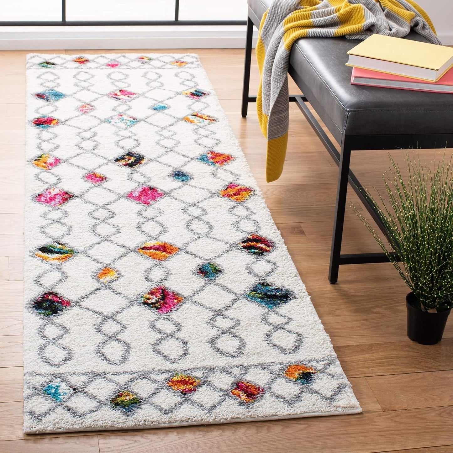 Alfombra pasillo 2ft3pulg x 8ft crema moderna