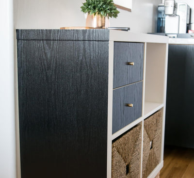 Película decorativa madera negra 17x78pulg