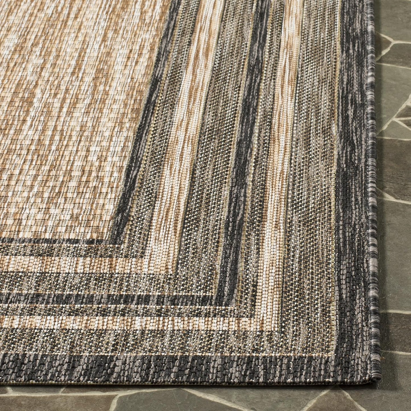Alfombra pasillo 2'3x10' color natural y negro