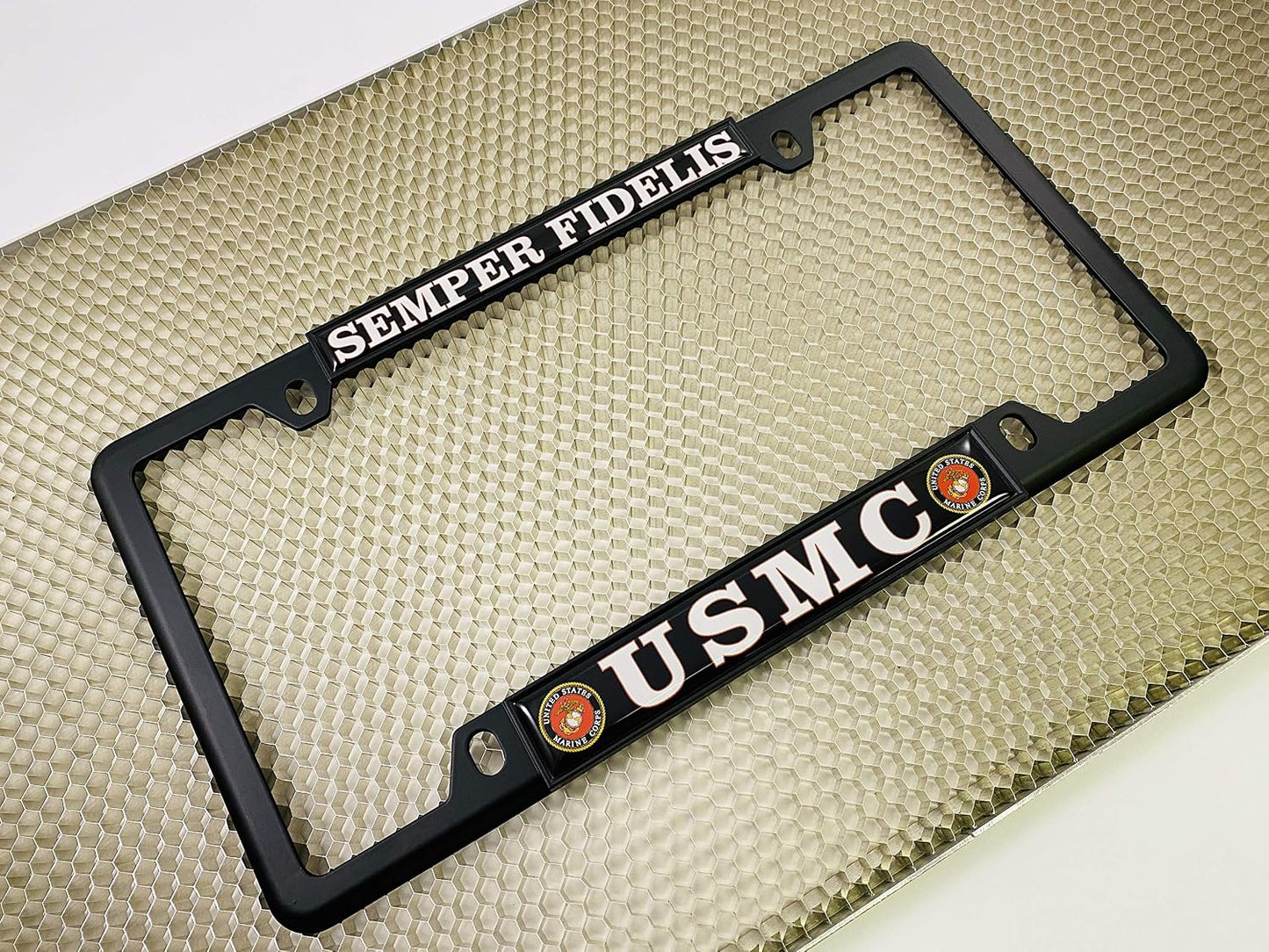 Marco matrícula coche 4 agujeros metal cúpula USMC