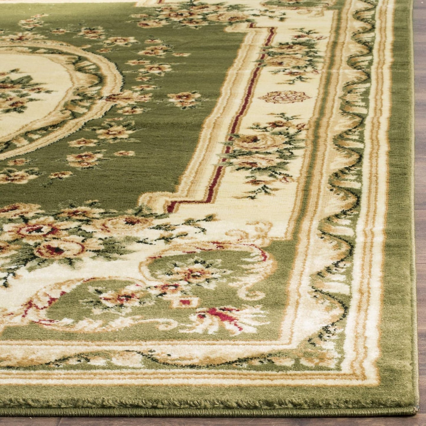 Alfombra Lyndhurst 2'3x4' salvia y marfil diseño medallón