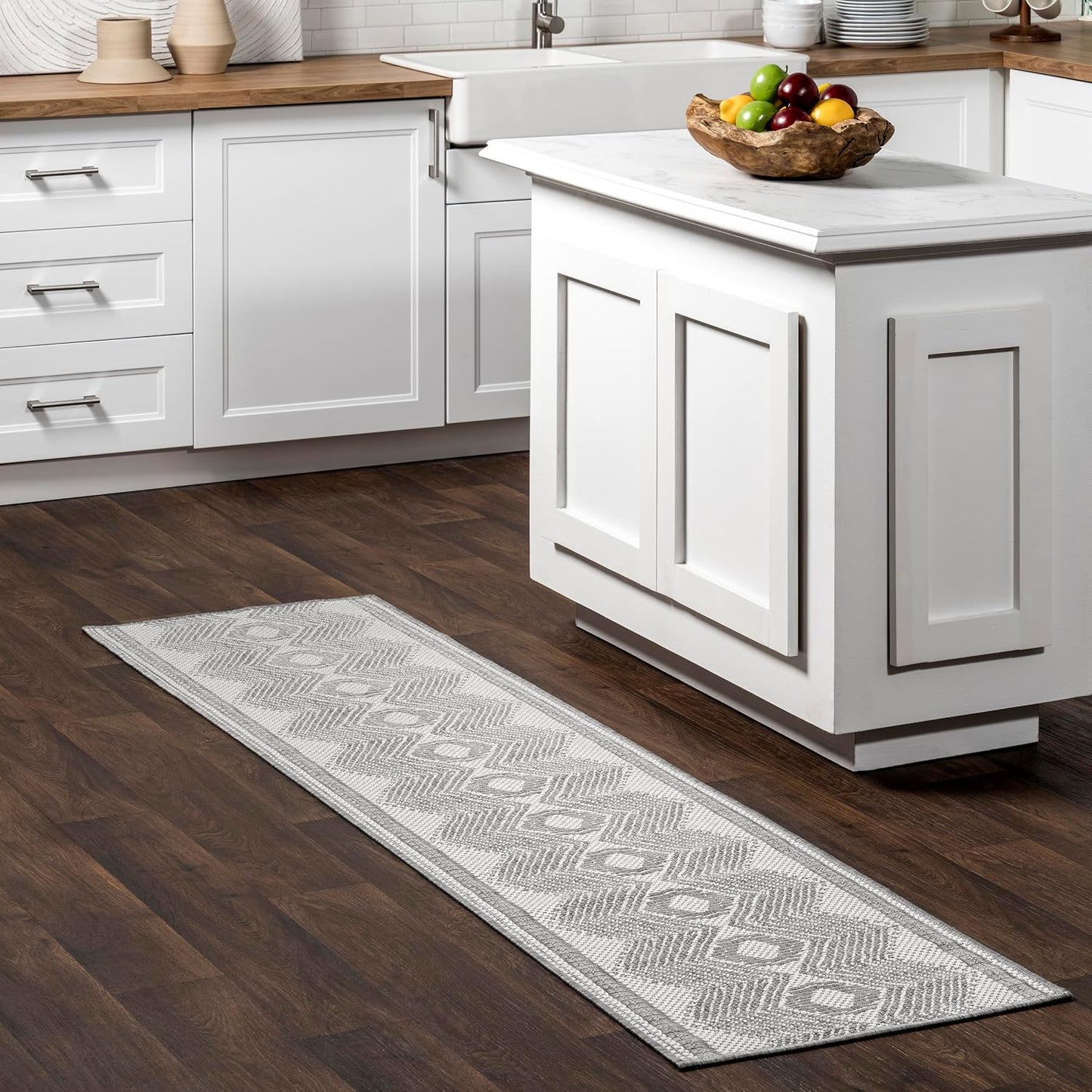 Tapete geométrico tribal exterior 2x8ft gris claro