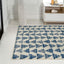 Alfombra marroquí triangular crema/azul 5x8ft contemporánea