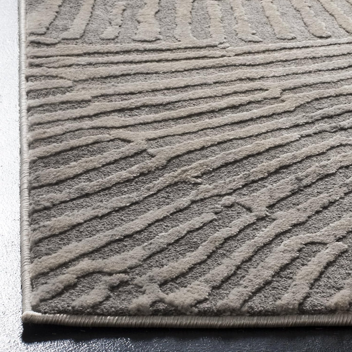 Alfombra moderna abstracta 2'7"x4' gris pardo