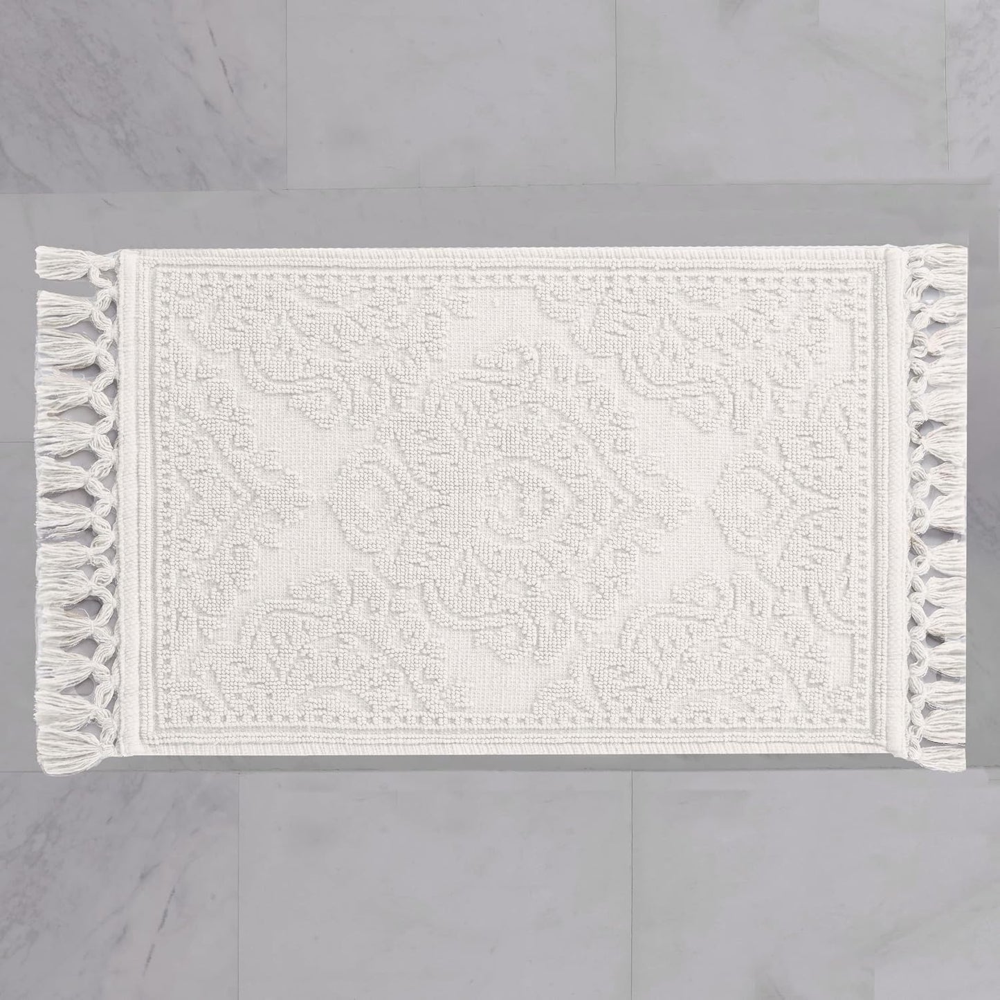 Tapete baño con flecos 100% algodón 21x41pulg blanco