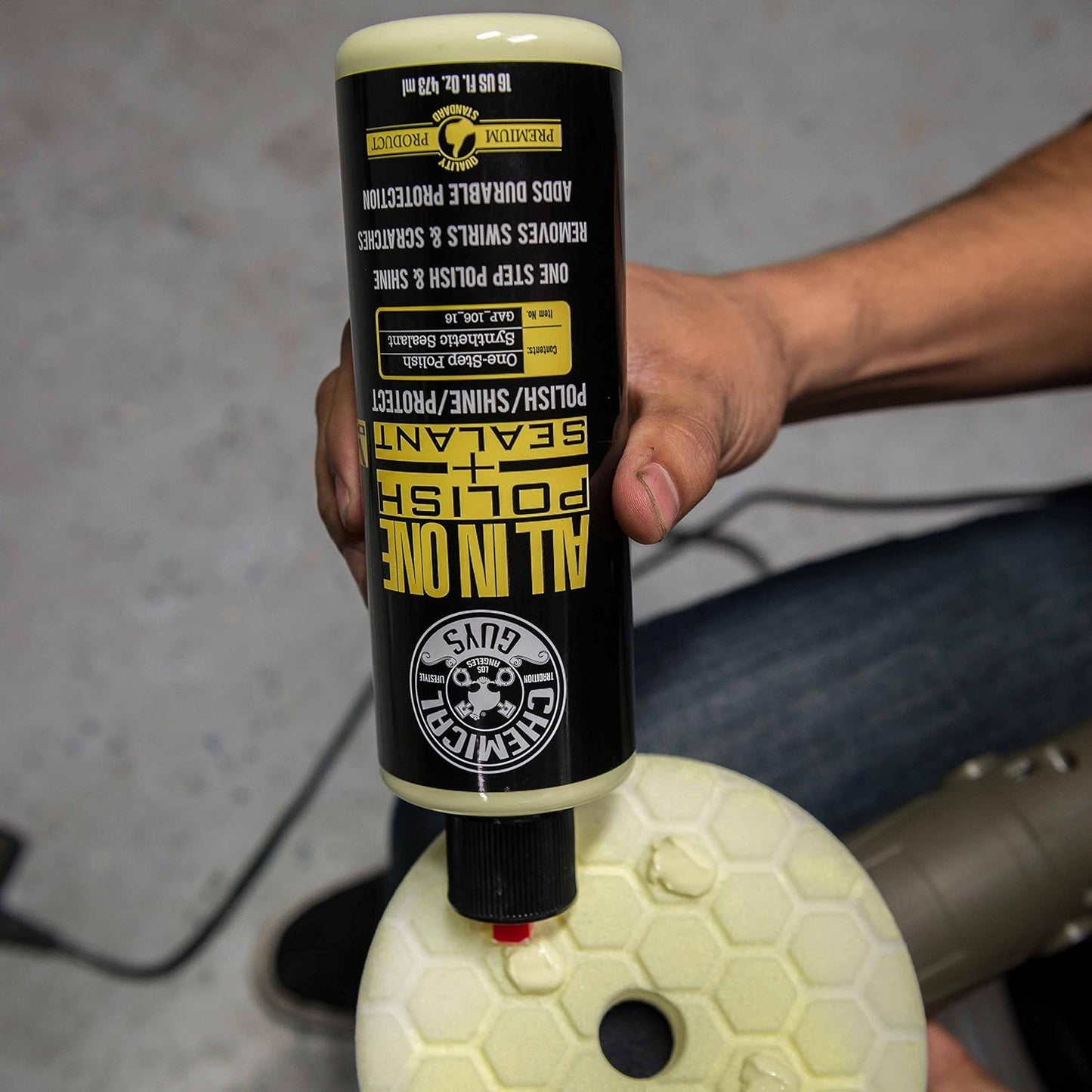 Esmalte doble acción para pintura automotriz y barcos