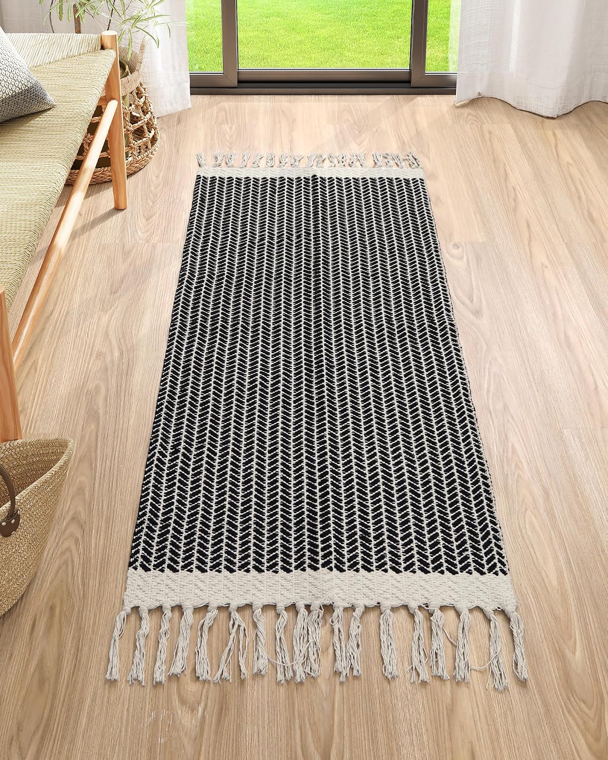Alfombra pasillo baño 2x4.3ft tejido algodón borlas color negro