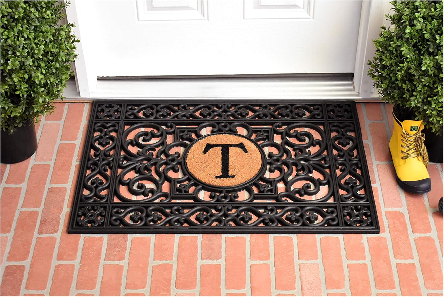 Felpudo goma con monograma letra T 2x3ft