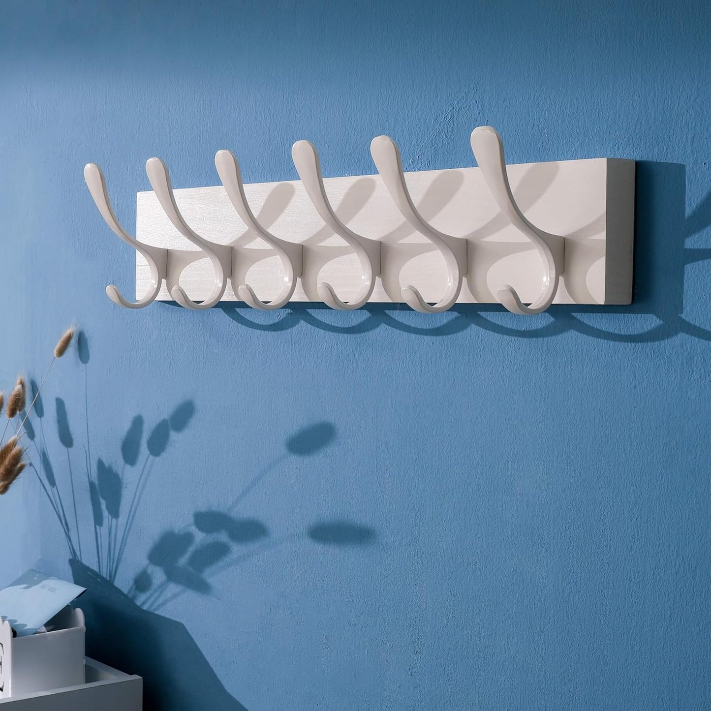 Perchero pared 6 ganchos madera color blanco