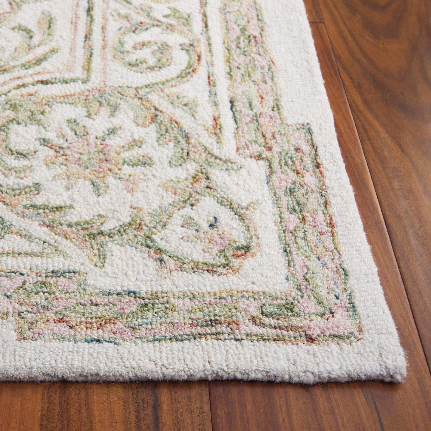 Alfombra decorativa micro-loop 2'6"x4' marfil y fucsia