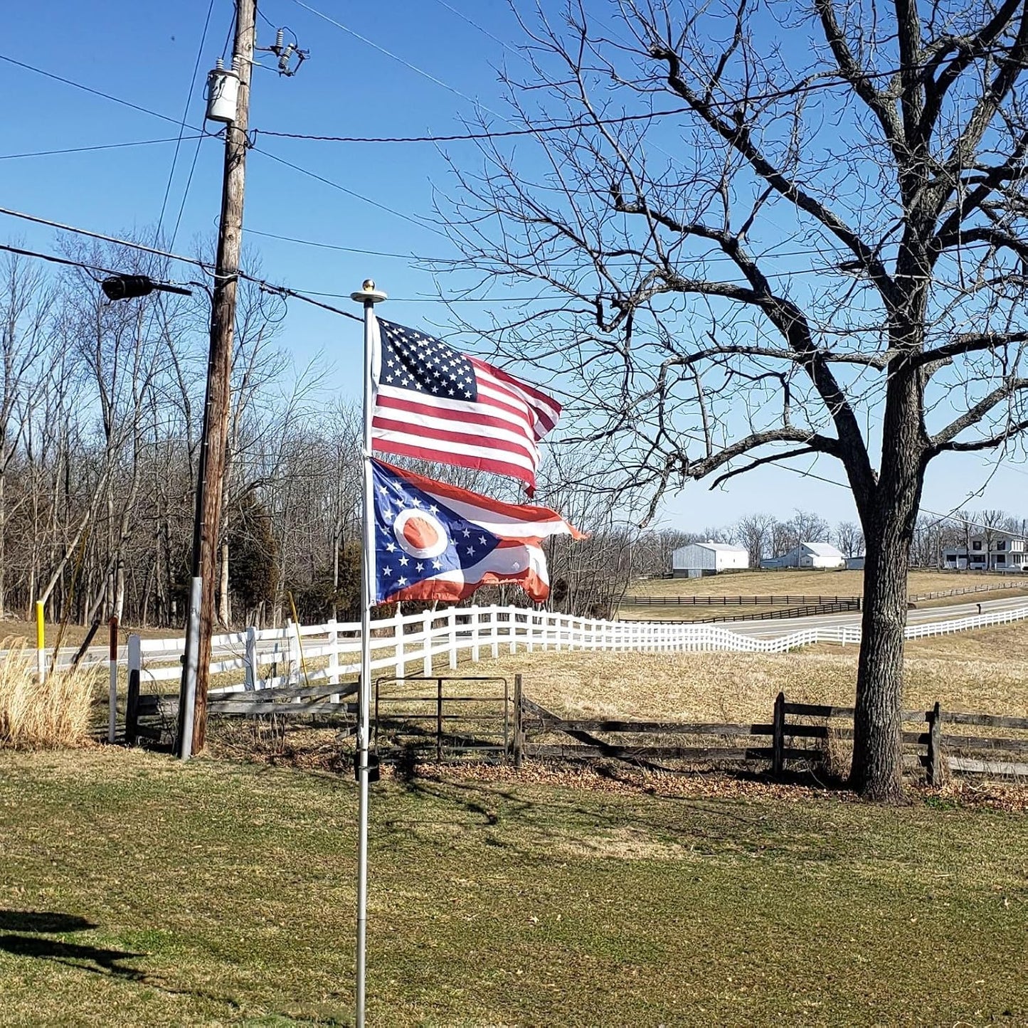 Bandera Ohio 3x5ft resistente bordada con ojales latón