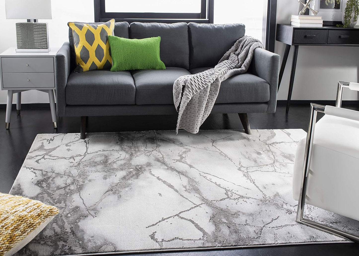 Alfombra acento 2x3ft gris y dorado resistente manchas