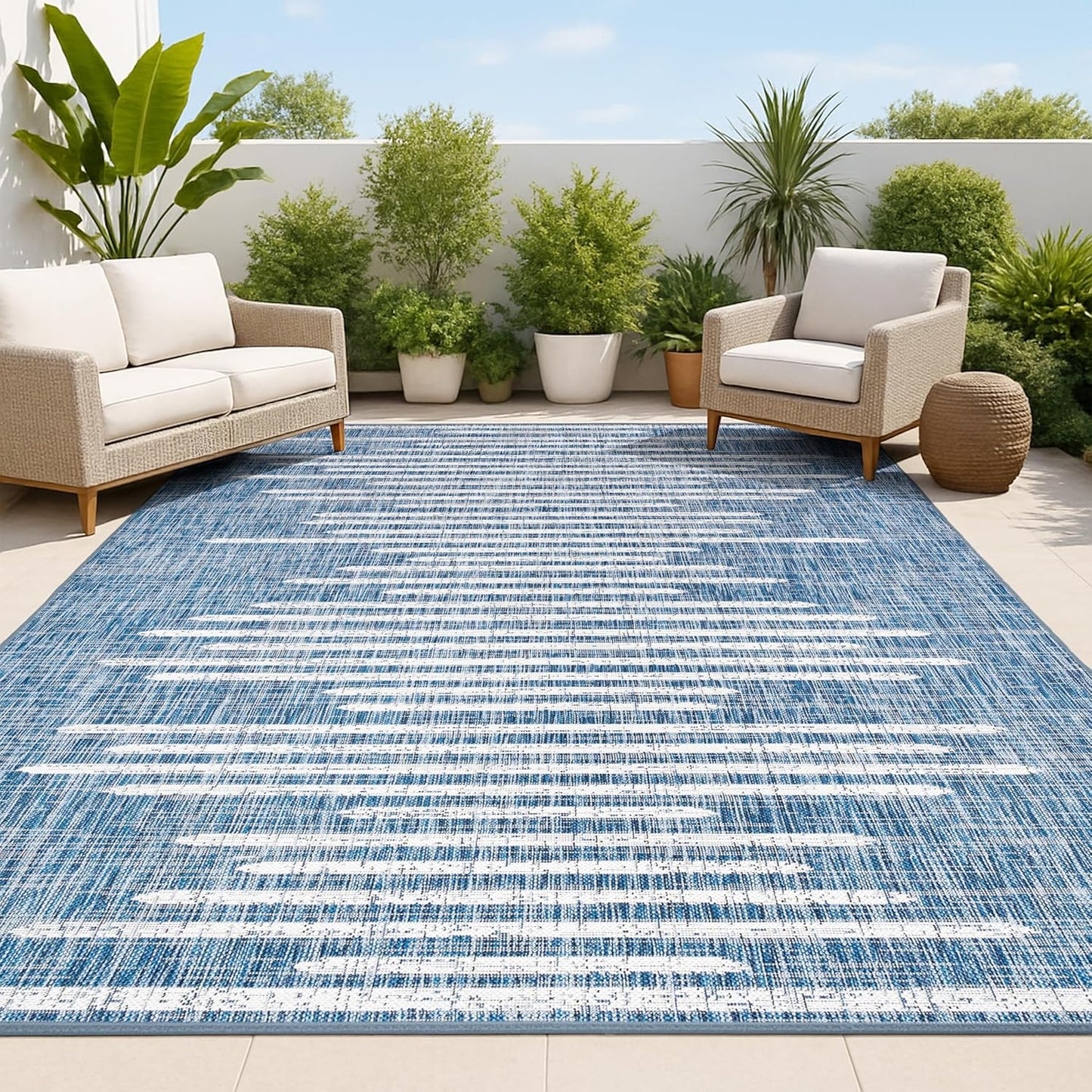 Alfombra geométrica rayas 8x10ft azul/marfil exterior