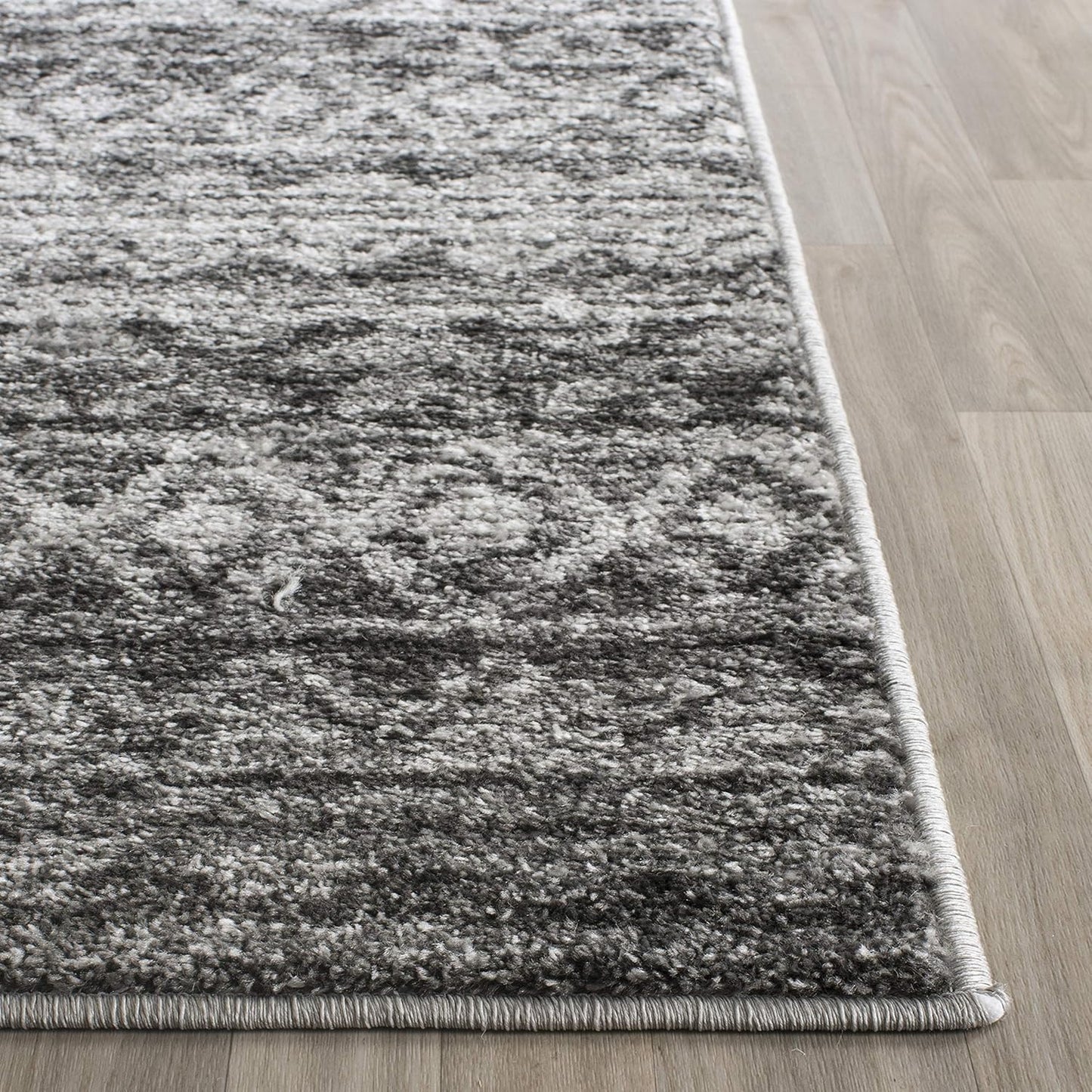 Alfombra Adirondack Safavieh 5x7ft Marfil y Plateado