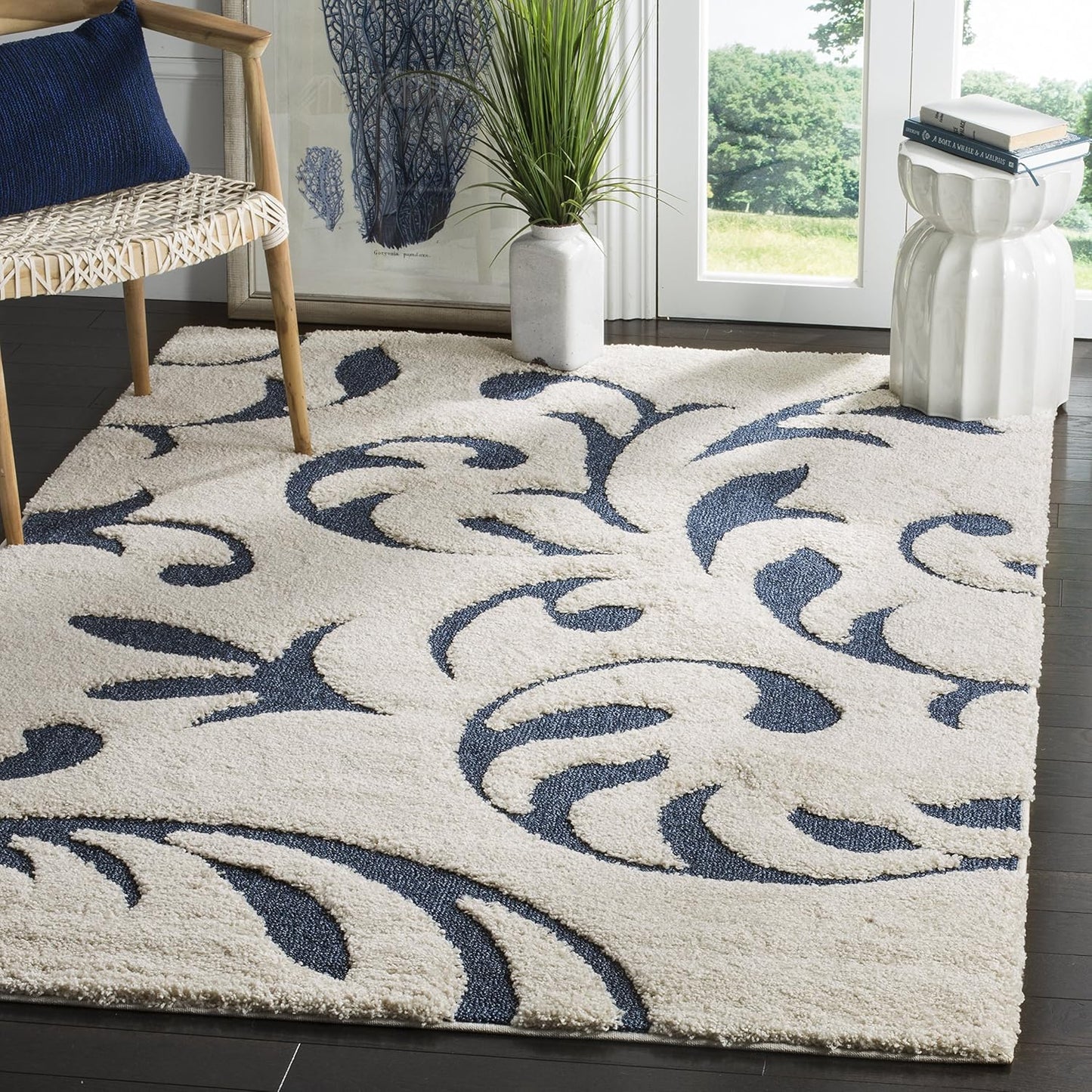 Alfombra área 5'3"x7'6" volutas crema y azul 1.2" grosor