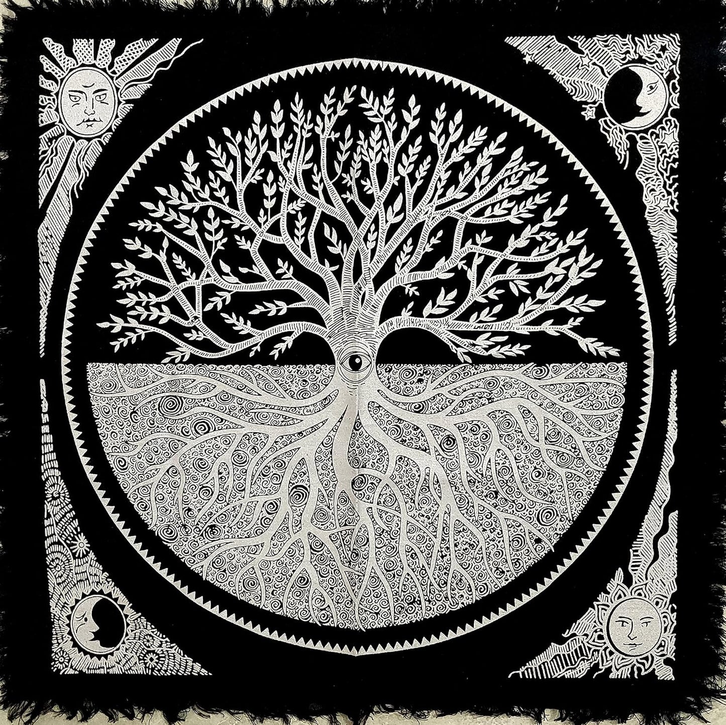 Mantel altar 18x18pulg diseño árbol vida druida plateado