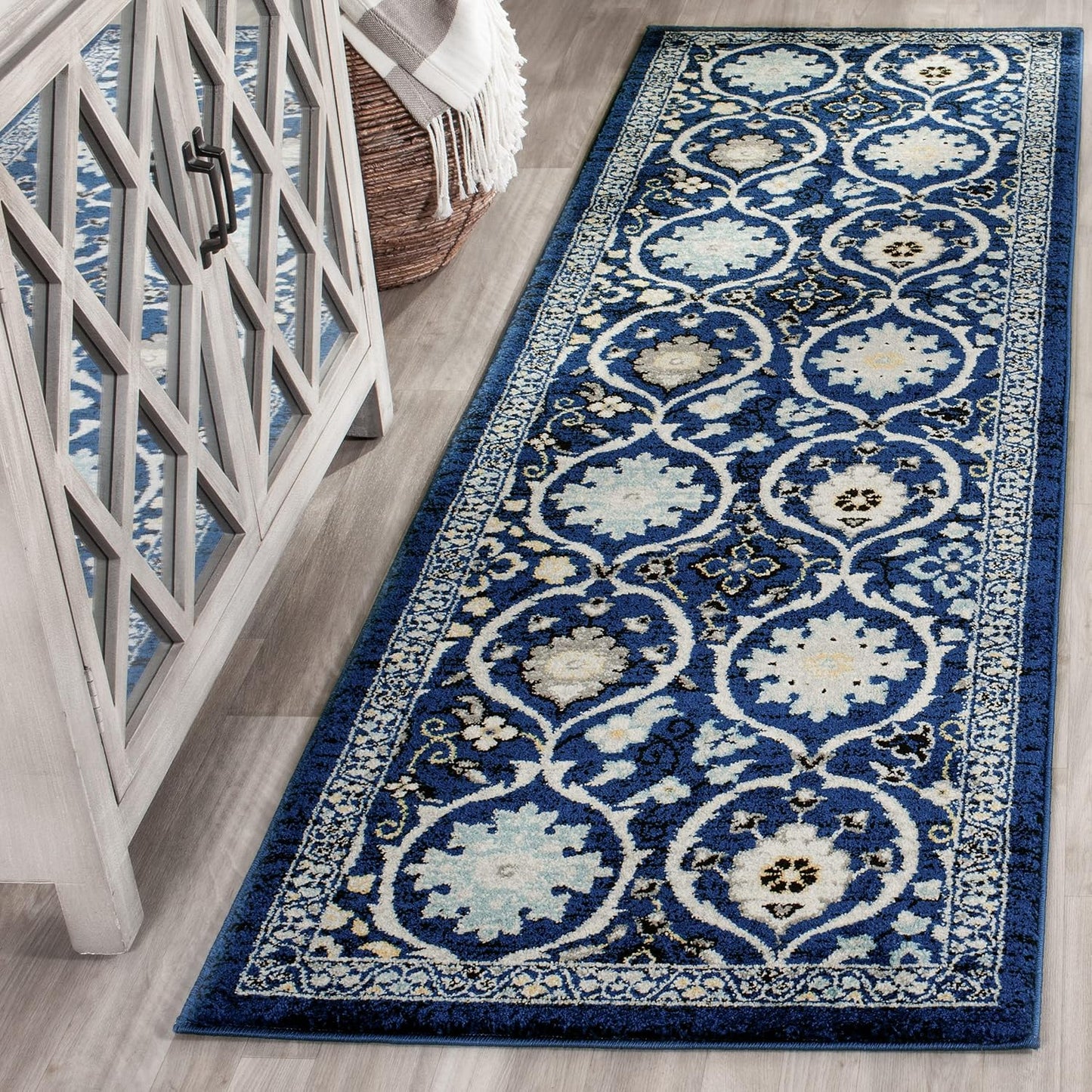 Alfombra pasillo 2'2"x7' diseño oriental chic desgastado
