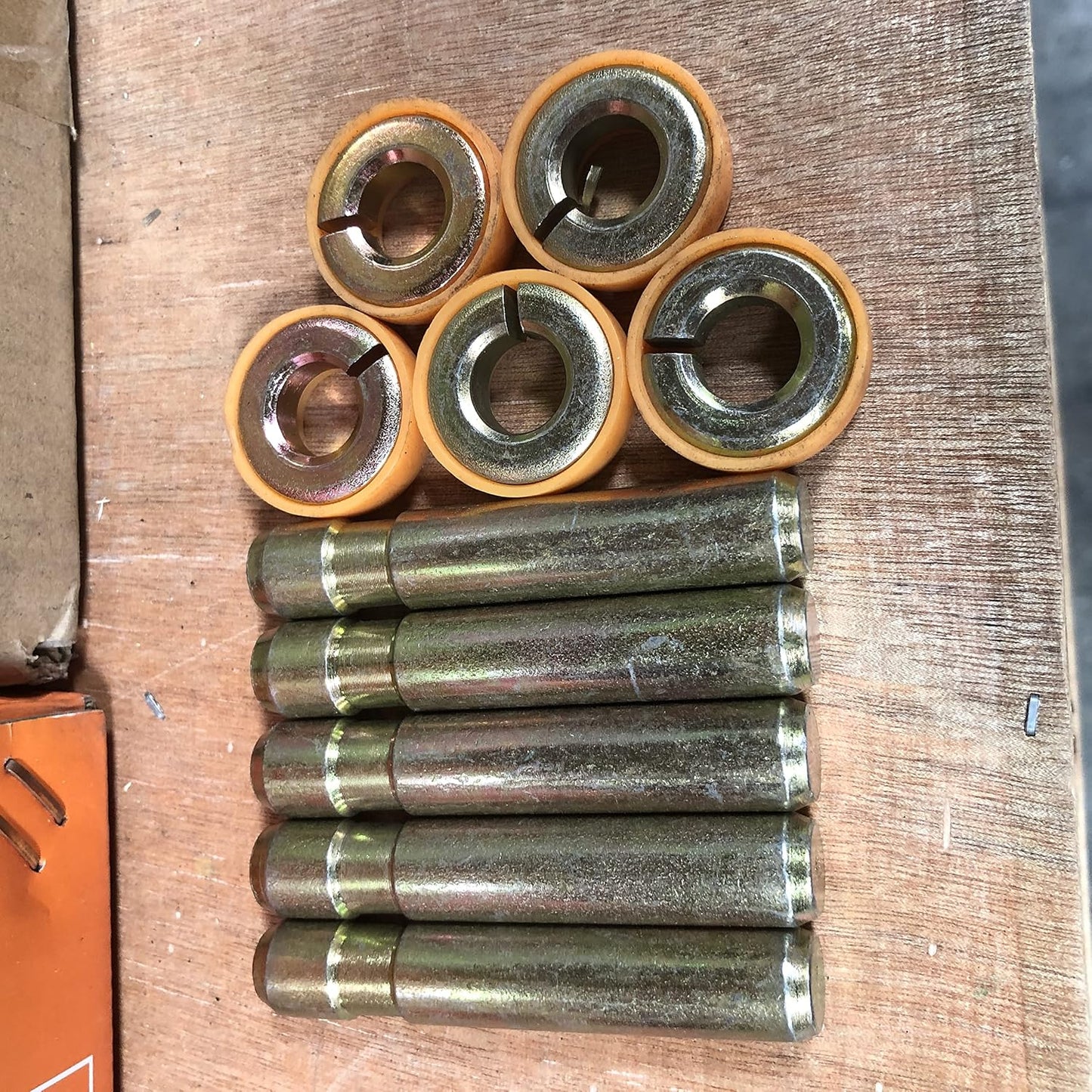 Pines y Retenedor para Caterpillar CAT J300