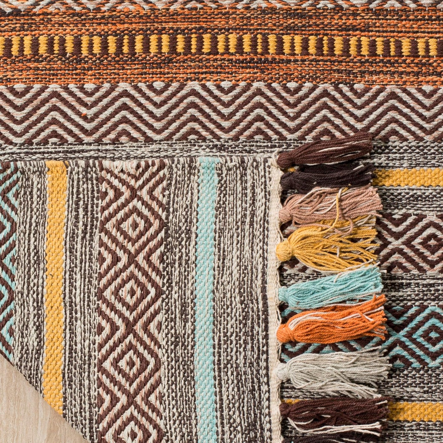 Alfombra decorativa 2'6x4' estilo boho turquesa y marrón
