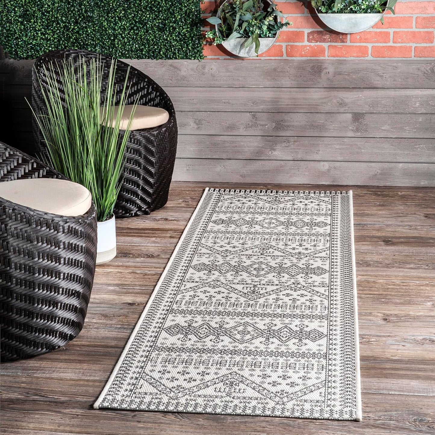 Tapete tribal marfil/gris 2x8ft resistente manchas alto trafico