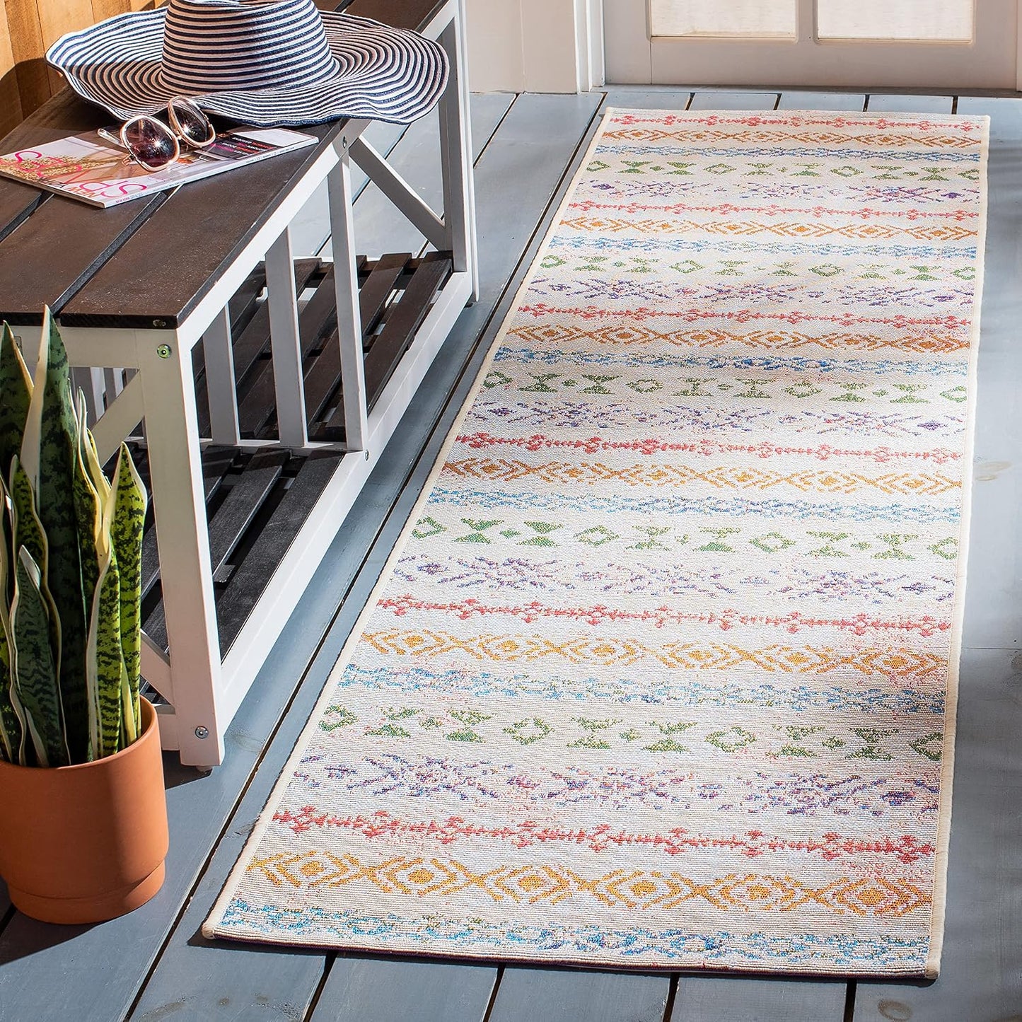 Alfombra exterior lavable 2x8ft color marfil y azul