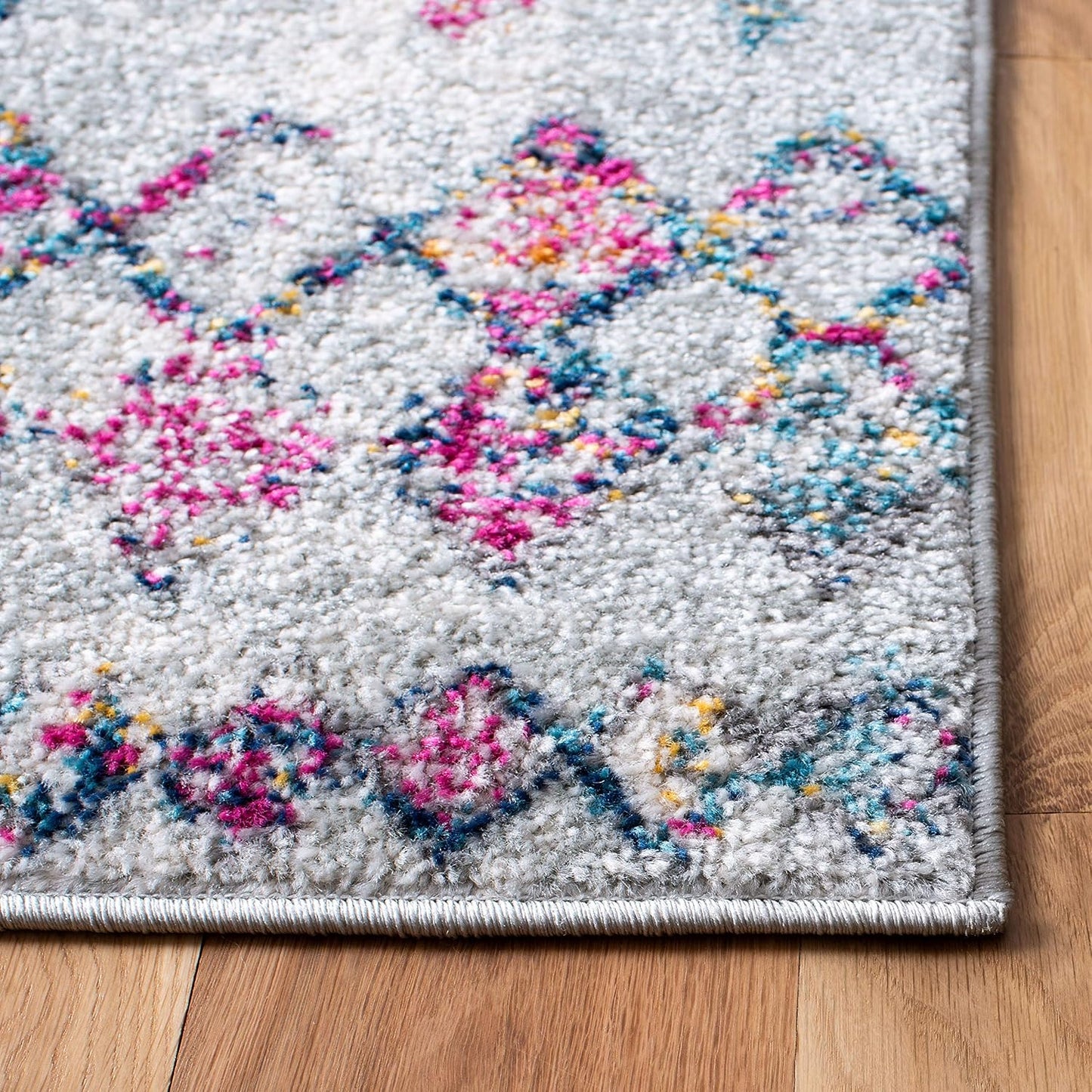 Alfombra decorativa 2'3x4' gris y morado diseño marroquí