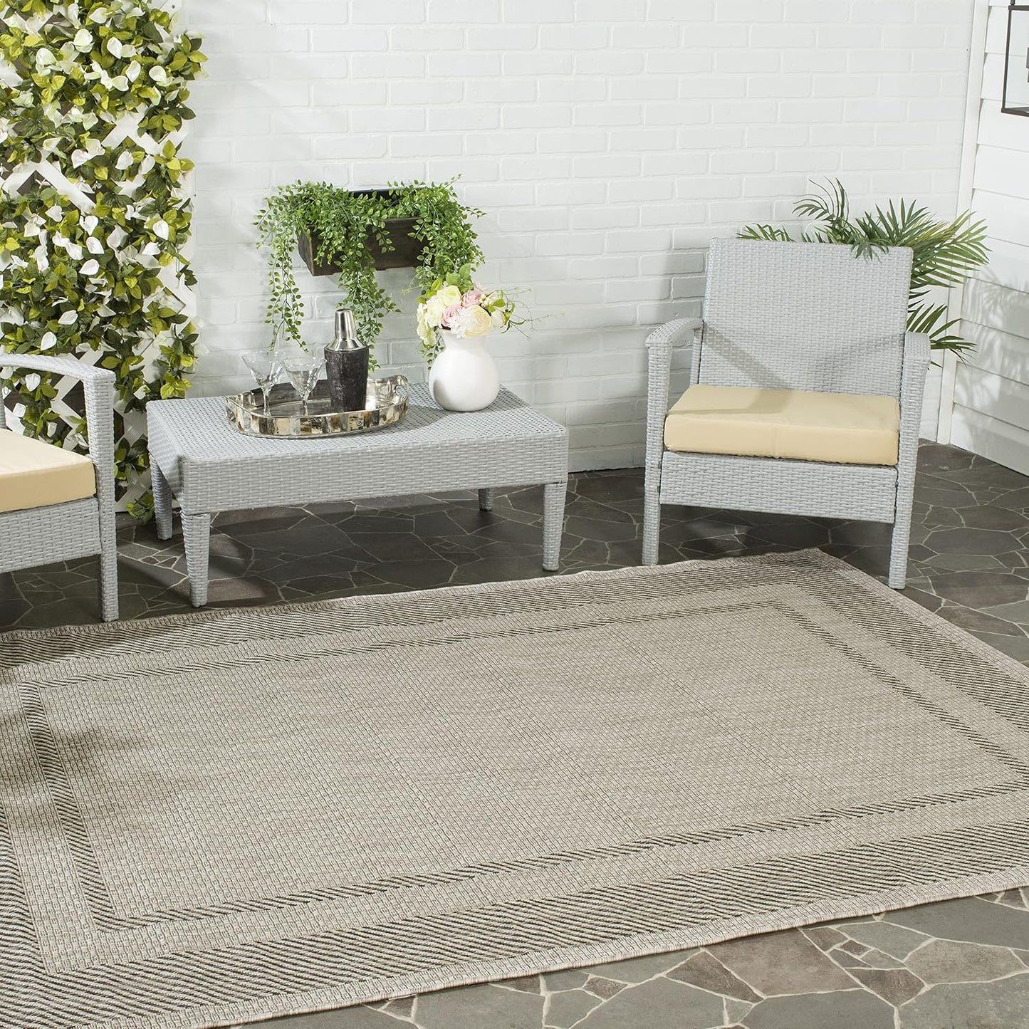 Alfombra decorativa impermeable 2'7"x5' beige/negro