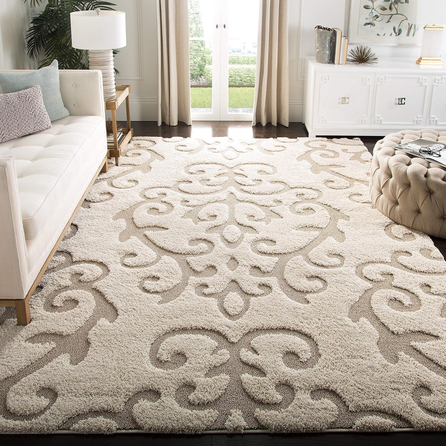 Alfombra área 9x13ft color crema y beige diseño volutas