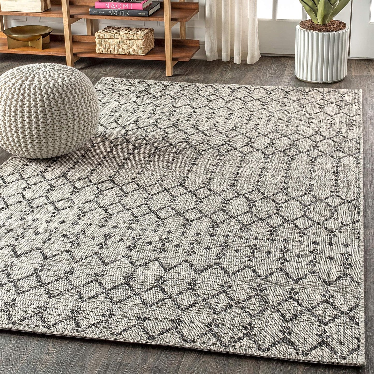 Alfombra geométrica Ourika 3x5ft gris claro/negro texturizado